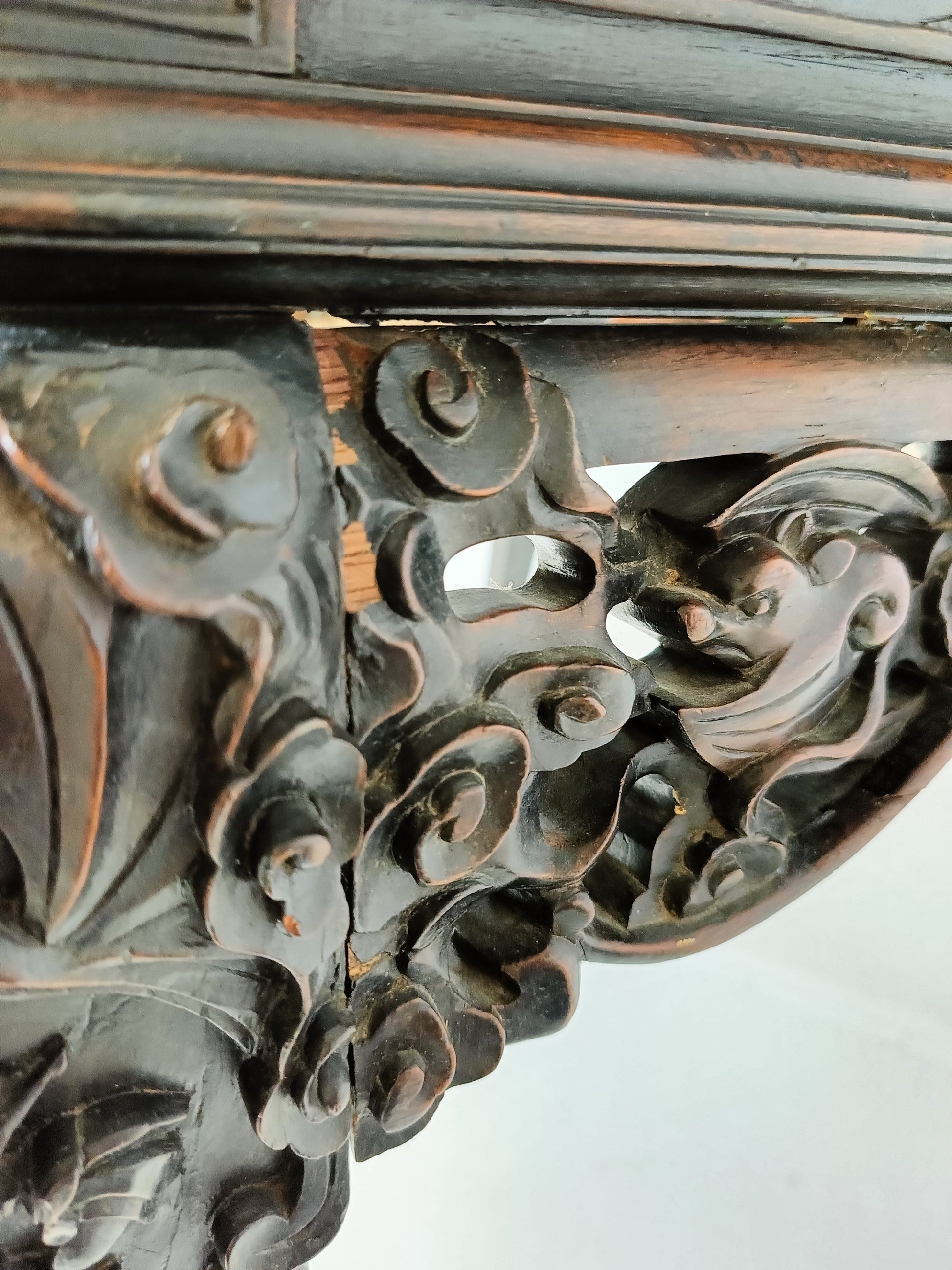 Antique Chinese Padouk Wood Desk Antique Chinese Padouk Wood Desk