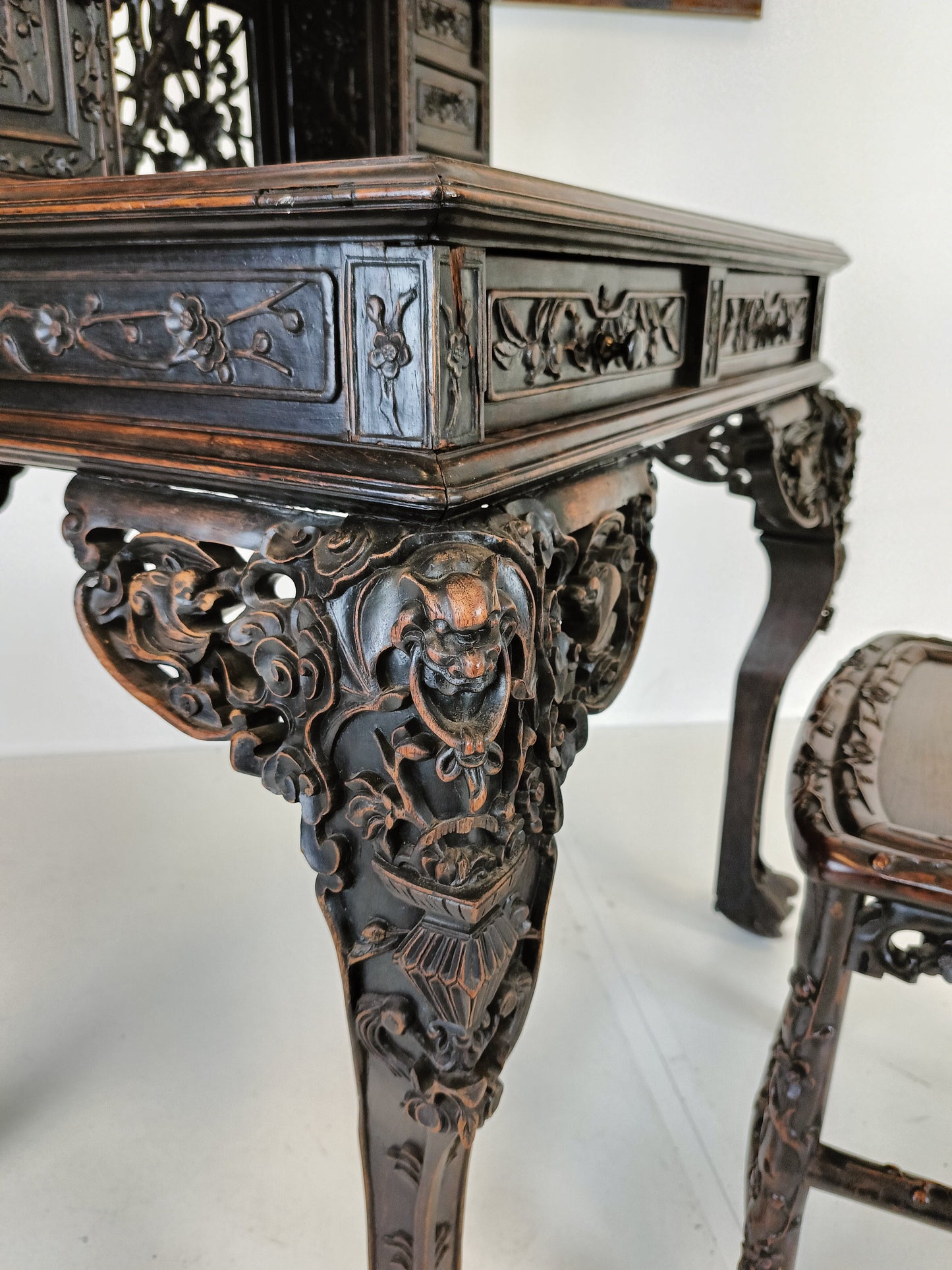 Antique Chinese Padouk Wood Desk Antique Chinese Padouk Wood Desk