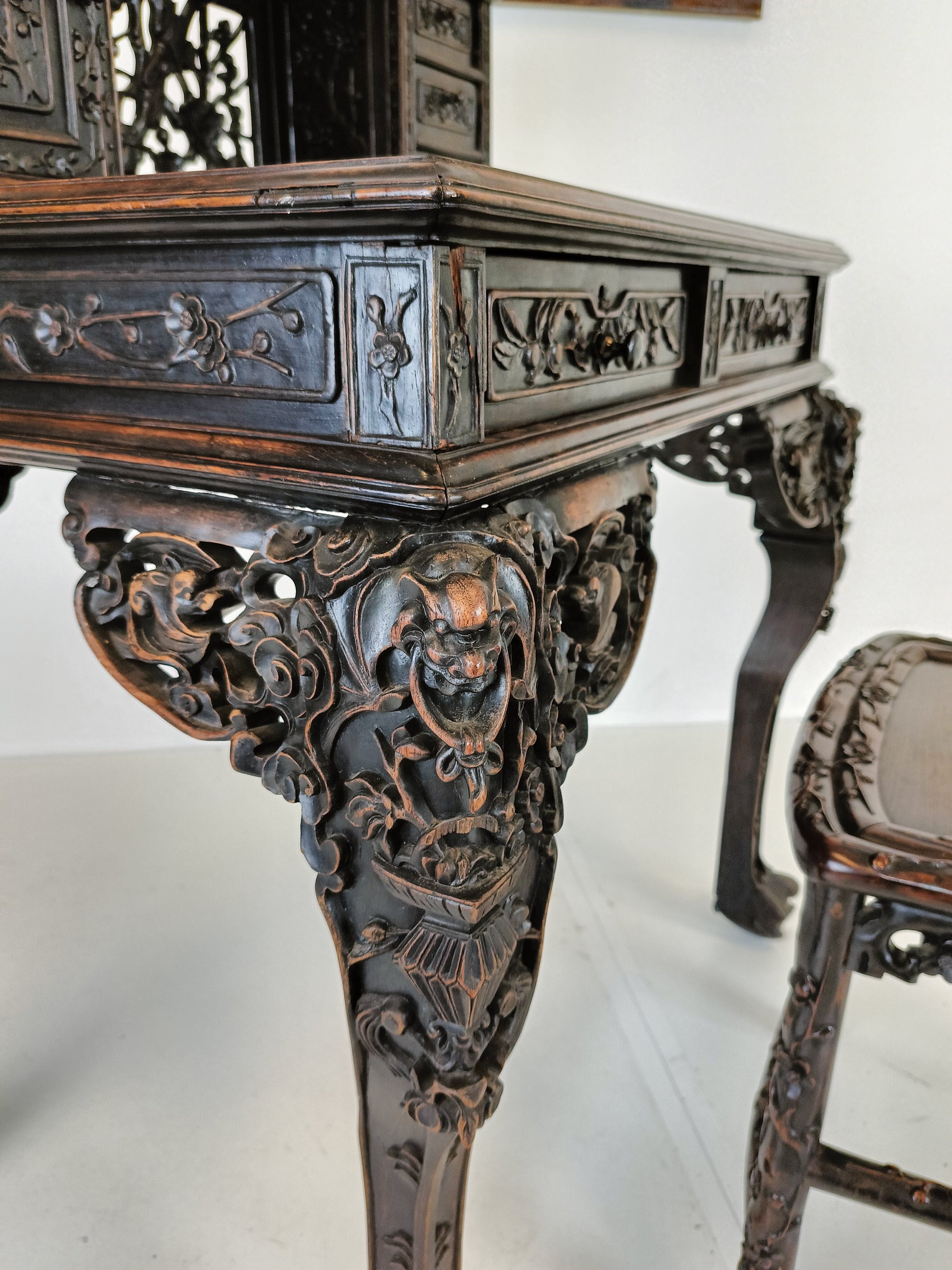 Antique Chinese Padouk Wood Desk Antique Chinese Padouk Wood Desk