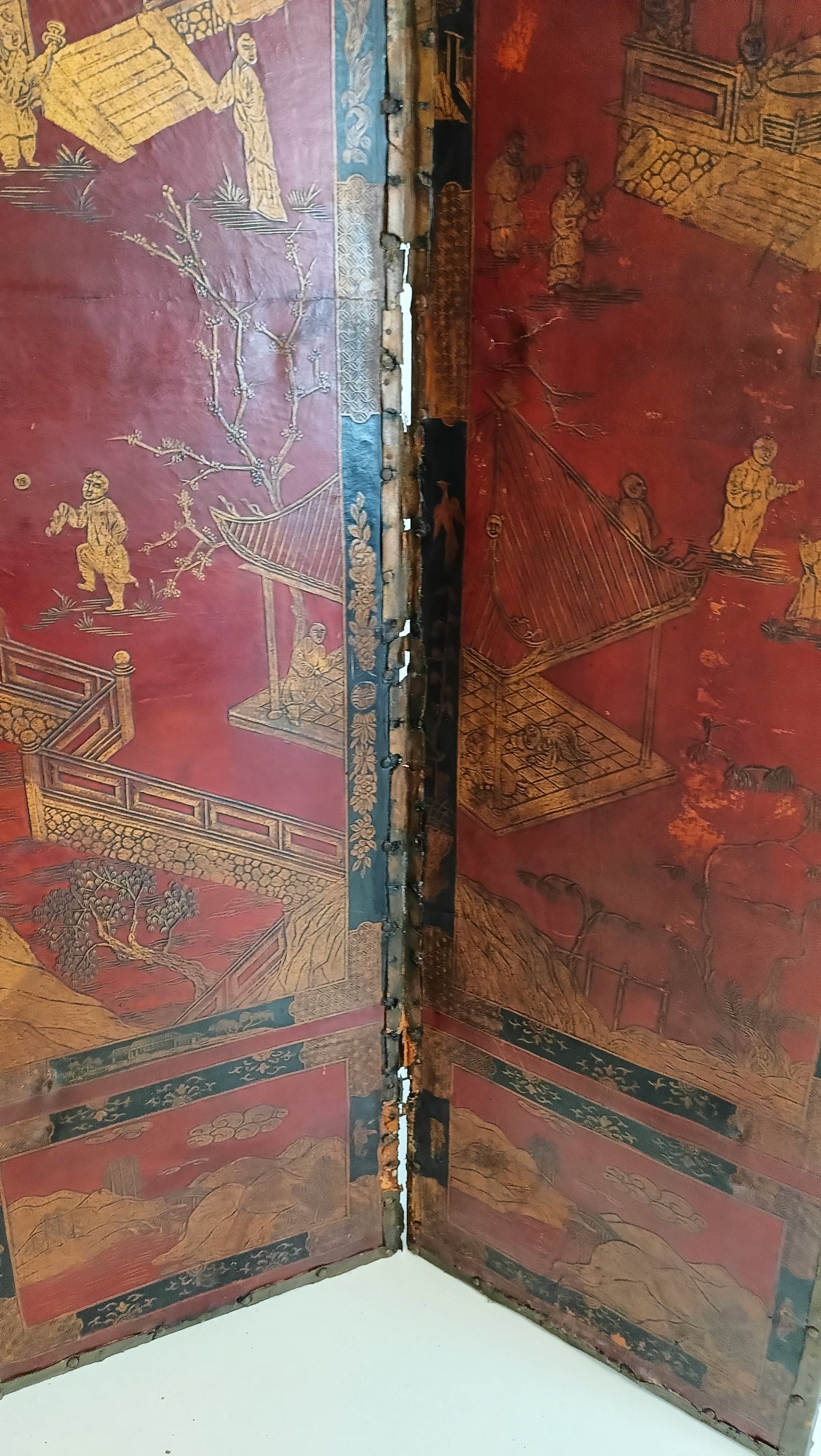 Antique Chinoiserie Leather Screen Antique Chinoiserie Leather Screen