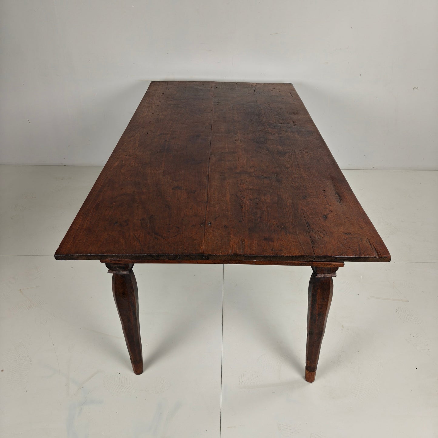 Antique Colonial Dining Table Antique Colonial Dining Table