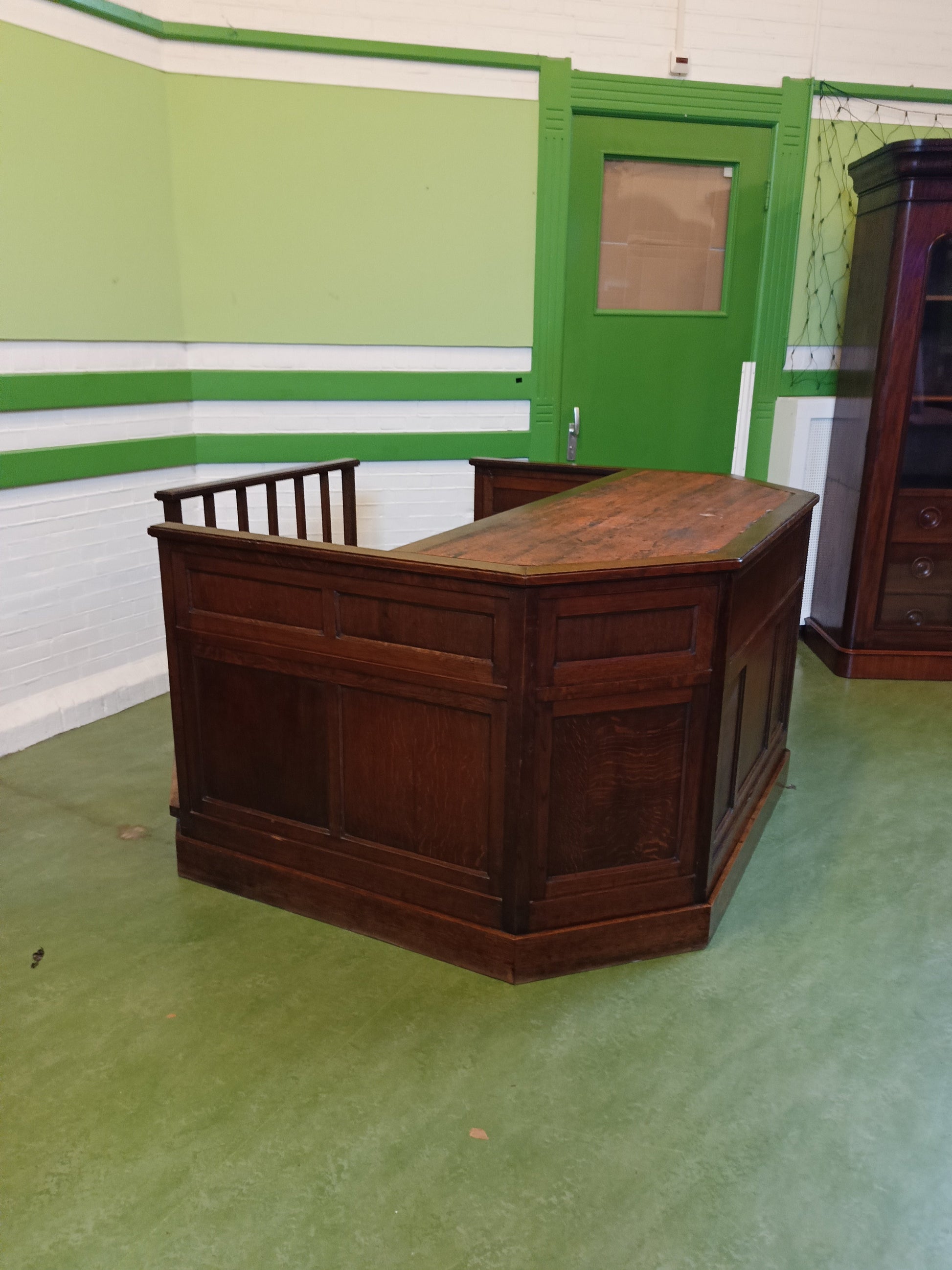 Antique Court Speaking Desk Antique Court Speaking Desk