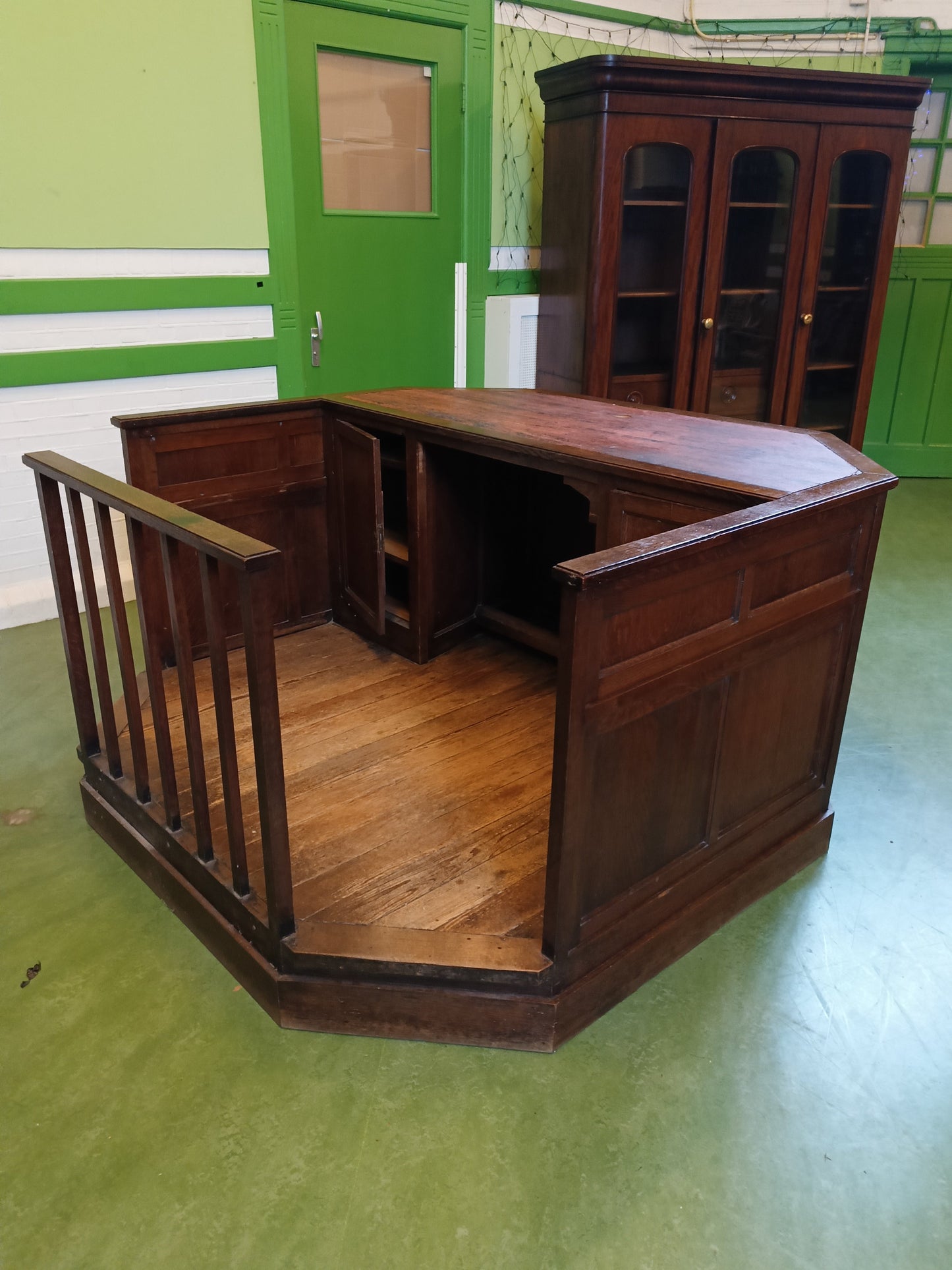 Antique Court Speaking Desk Antique Court Speaking Desk