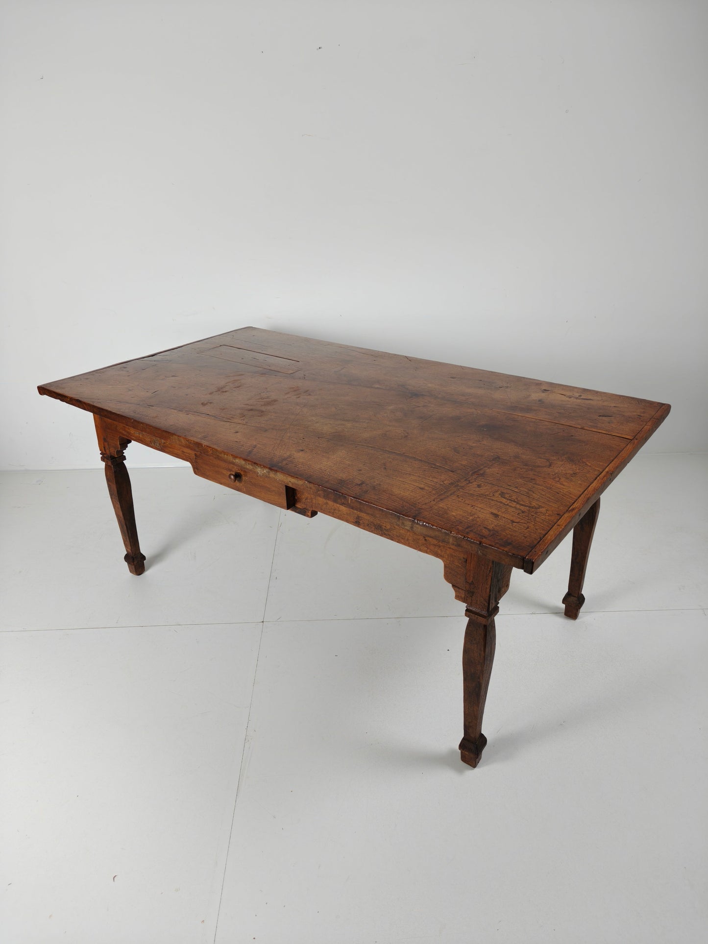 Antique Dining Table, Early 19th Century Antique Dining Table, Early 19th Century