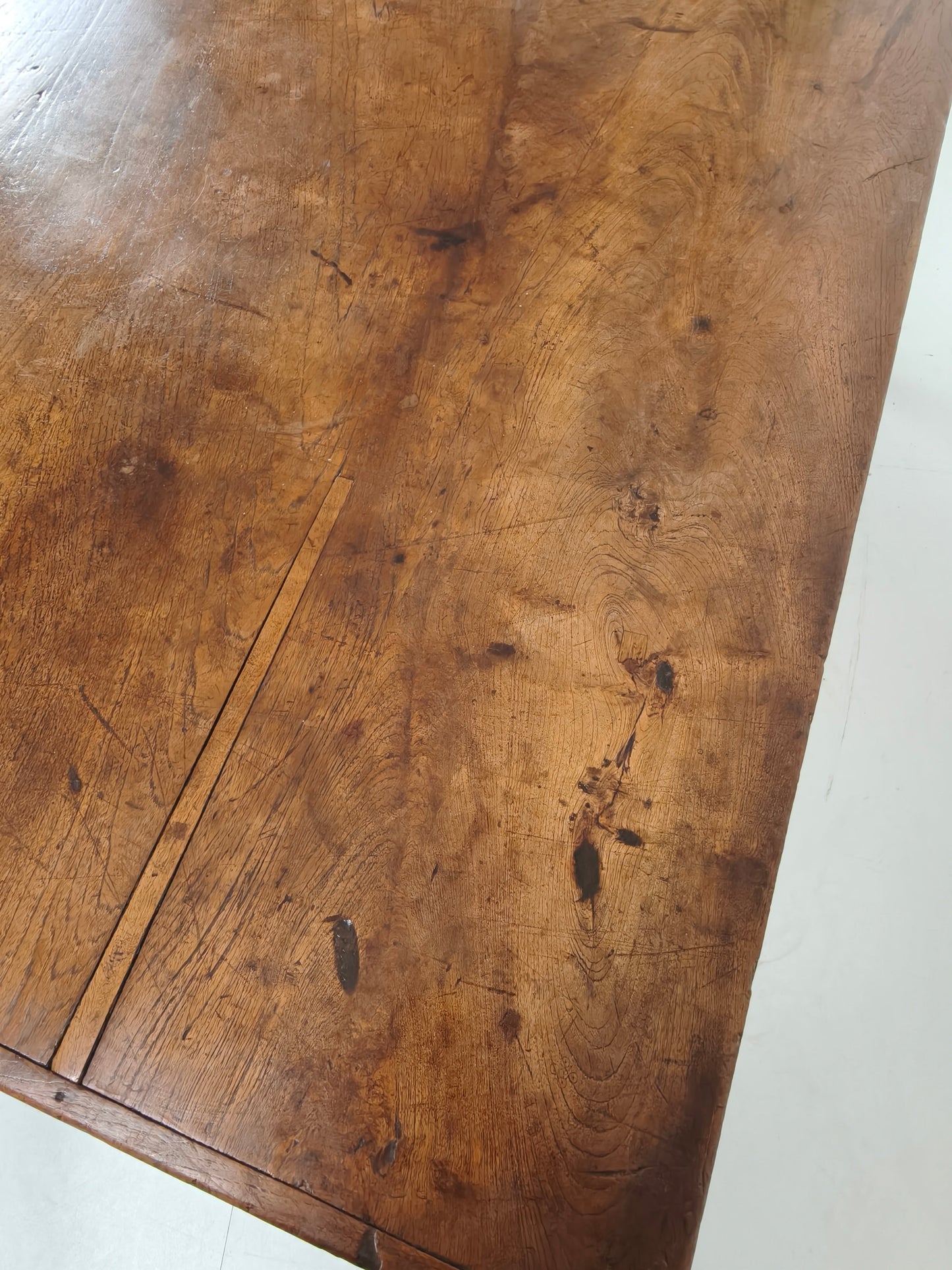 Antique Dining Table, Early 19th Century Antique Dining Table, Early 19th Century