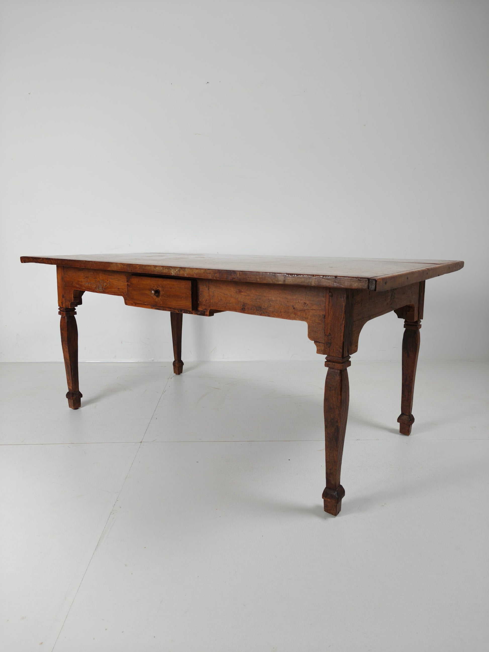 Antique Dining Table, Early 19th Century Antique Dining Table, Early 19th Century
