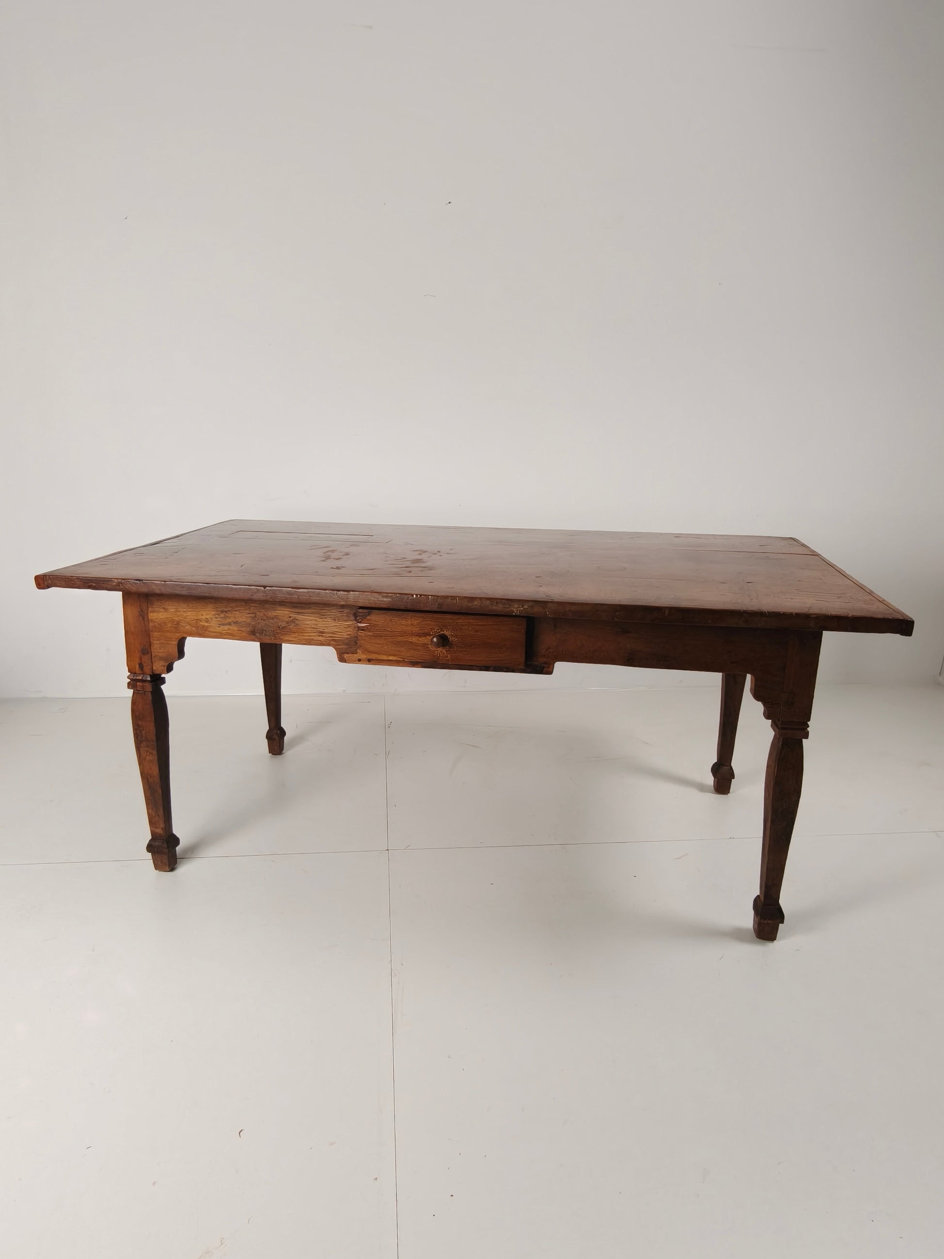 Antique Dining Table, Early 19th Century Antique Dining Table, Early 19th Century