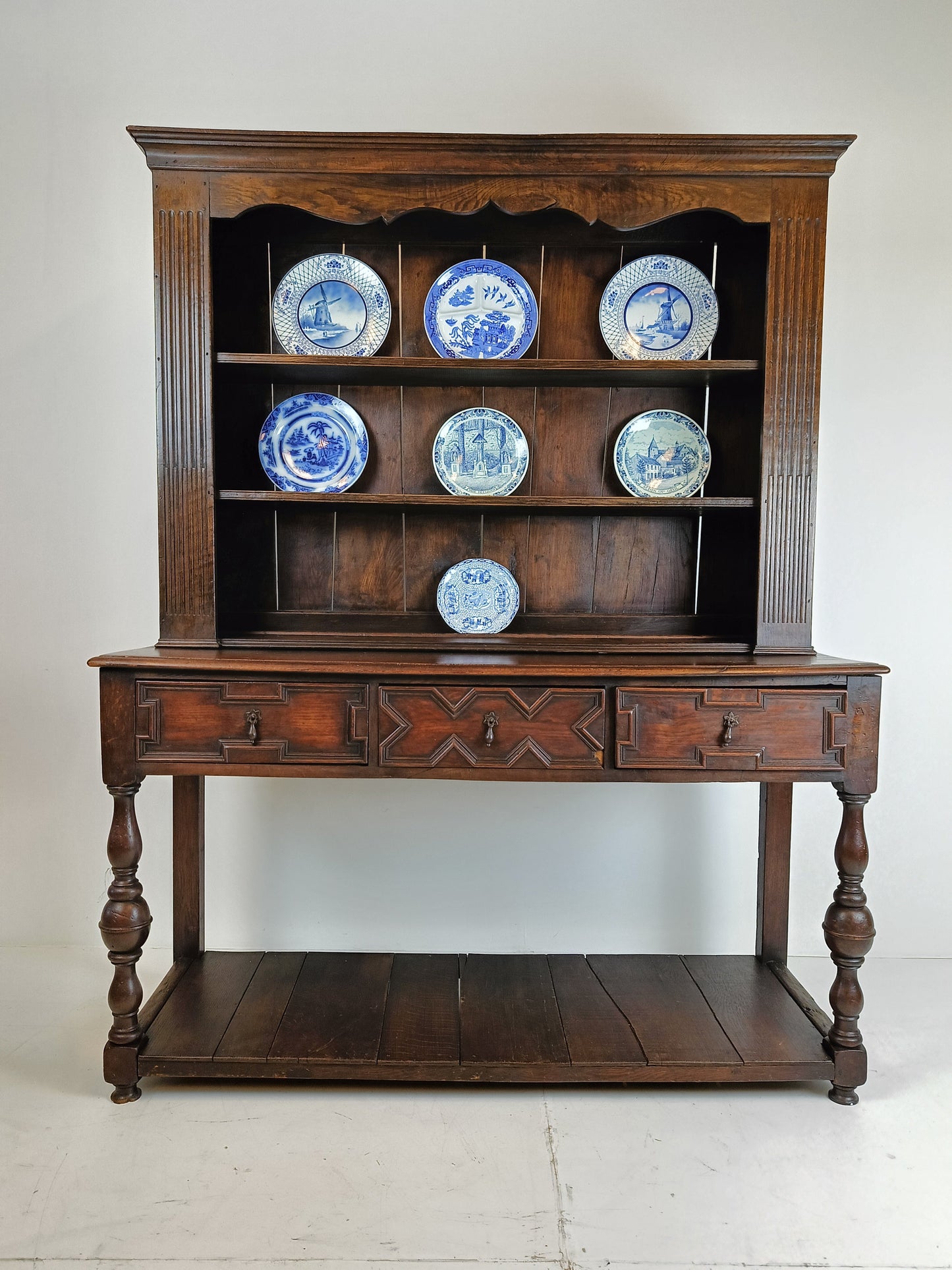 Antique English Dresser Sideboard 19th Century Antique English Dresser Sideboard 19th Century