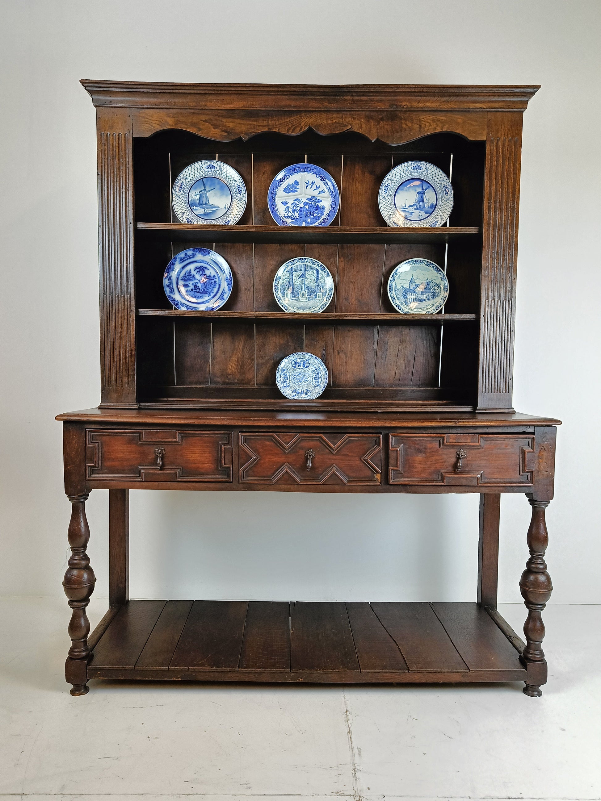Antique English Dresser Sideboard 19th Century Antique English Dresser Sideboard 19th Century