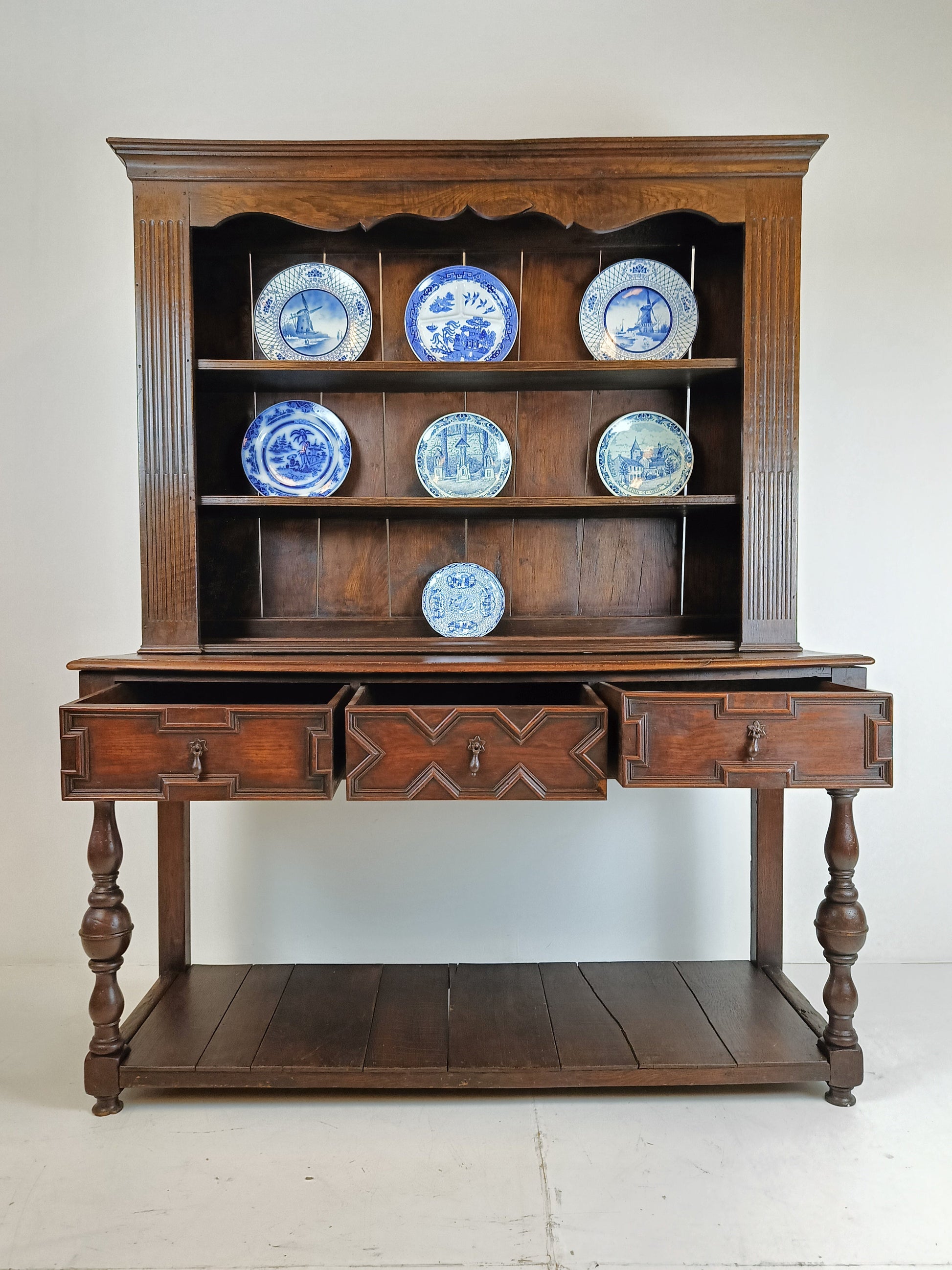 Antique English Dresser Sideboard 19th Century Antique English Dresser Sideboard 19th Century