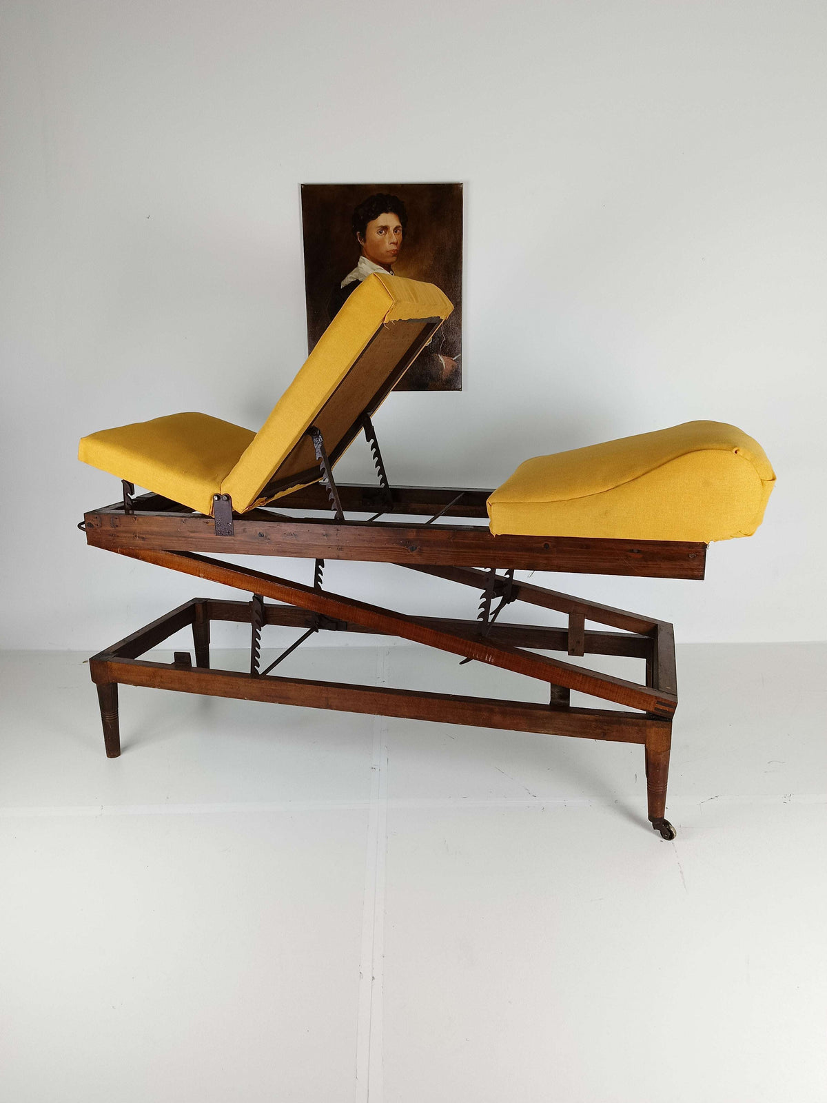 Antique English Militairy Hospital Bed Antique English Militairy Hospital Bed