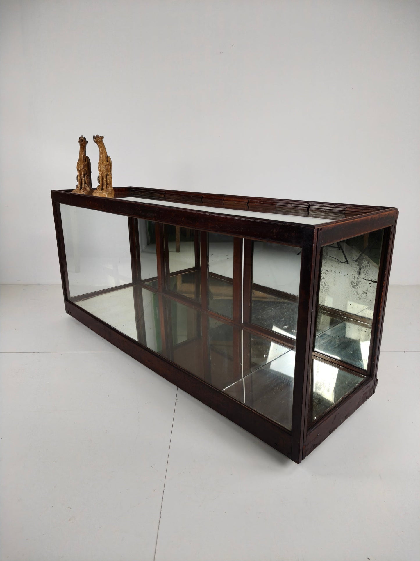 Antique English Shop display Counter with Mirror – Circa 1920 Antique English Shop display Counter with Mirror – Circa 1920