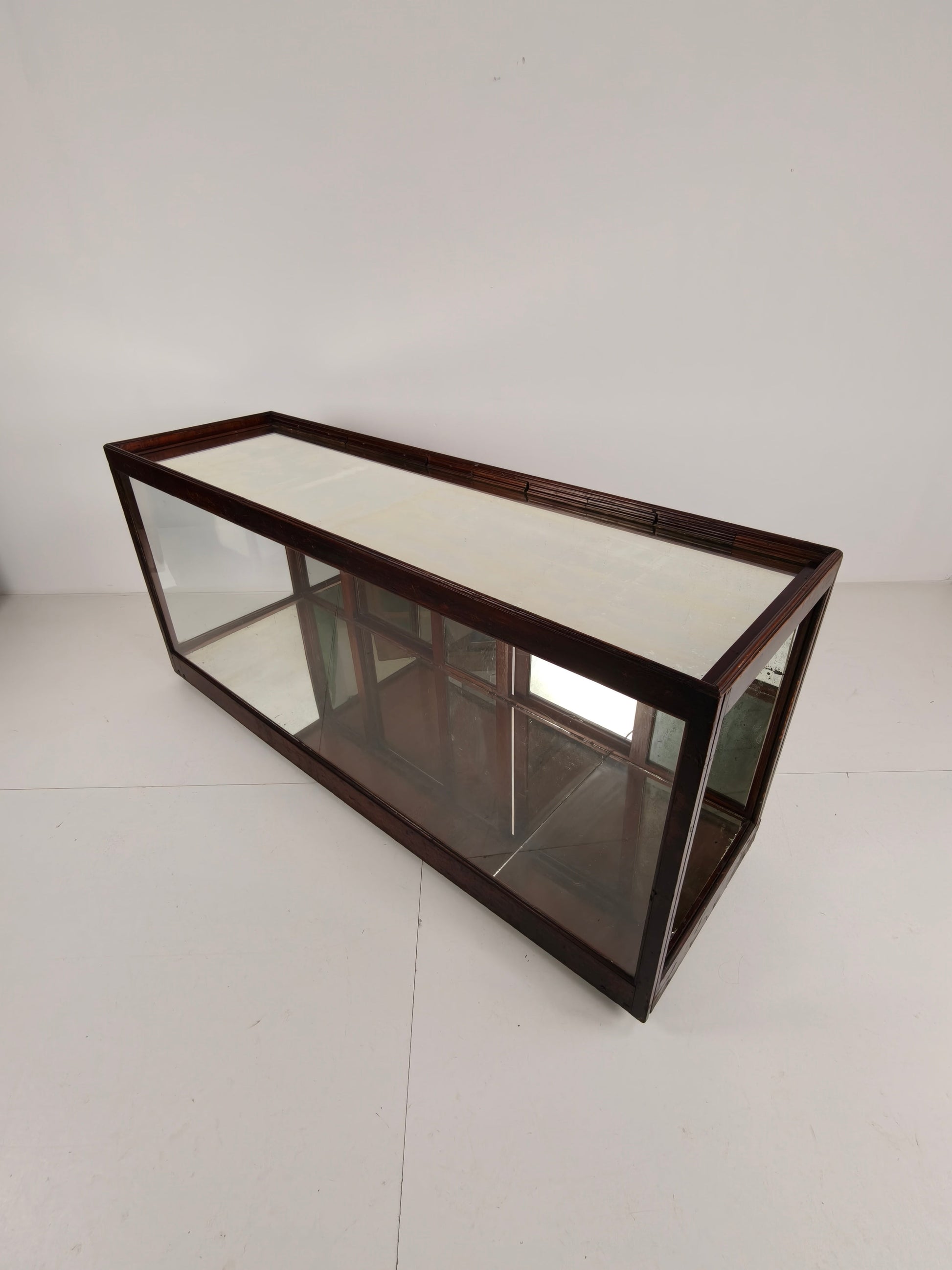 Antique English Shop display Counter with Mirror – Circa 1920 Antique English Shop display Counter with Mirror – Circa 1920