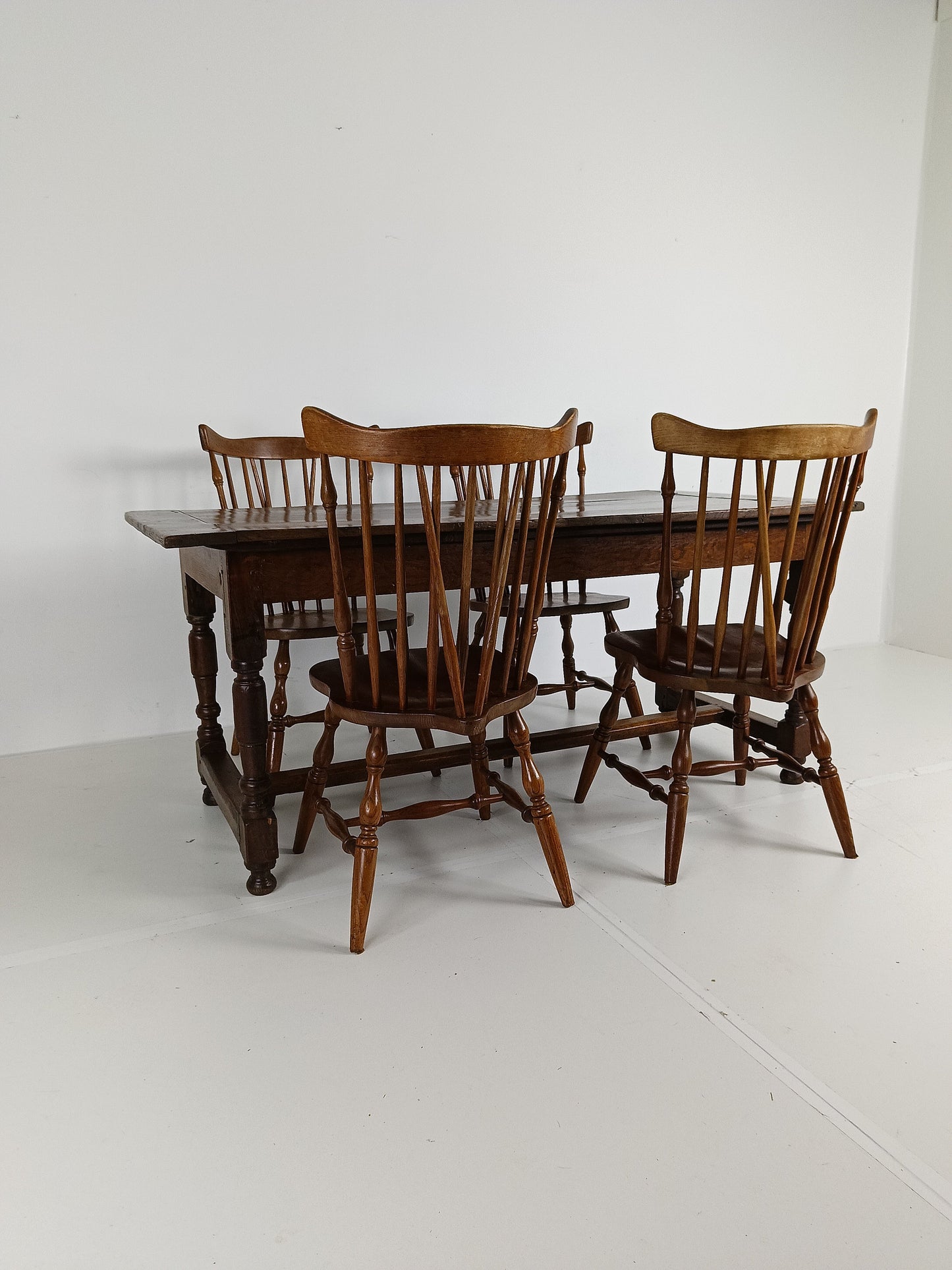 Antique French Dining table Antique French Dining table