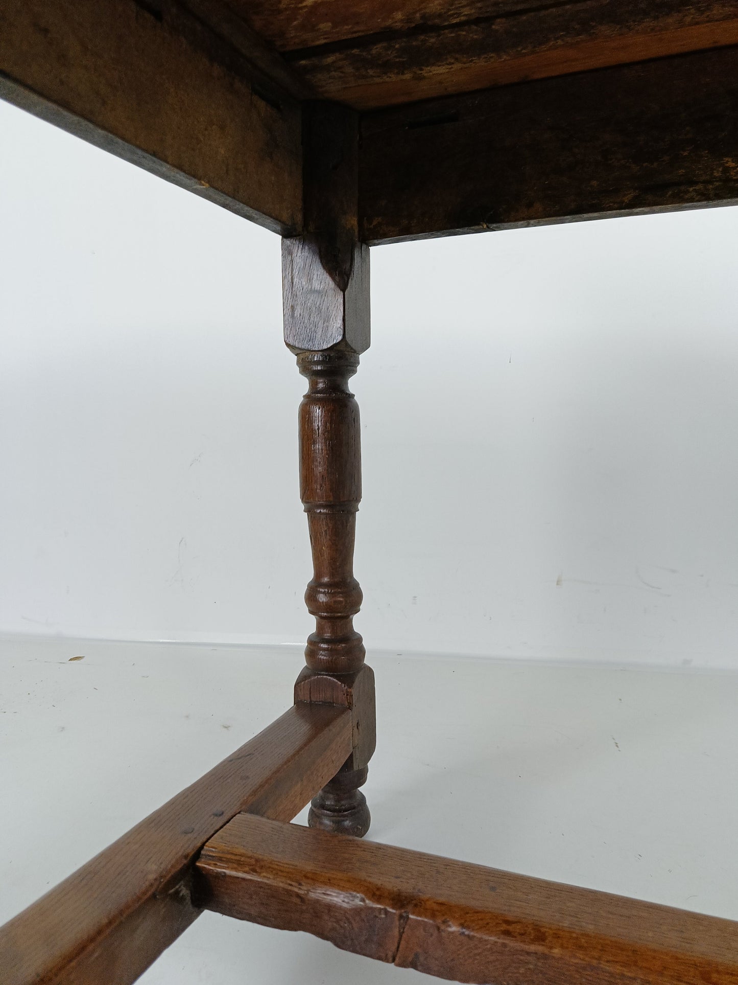 Antique French Dining table Antique French Dining table