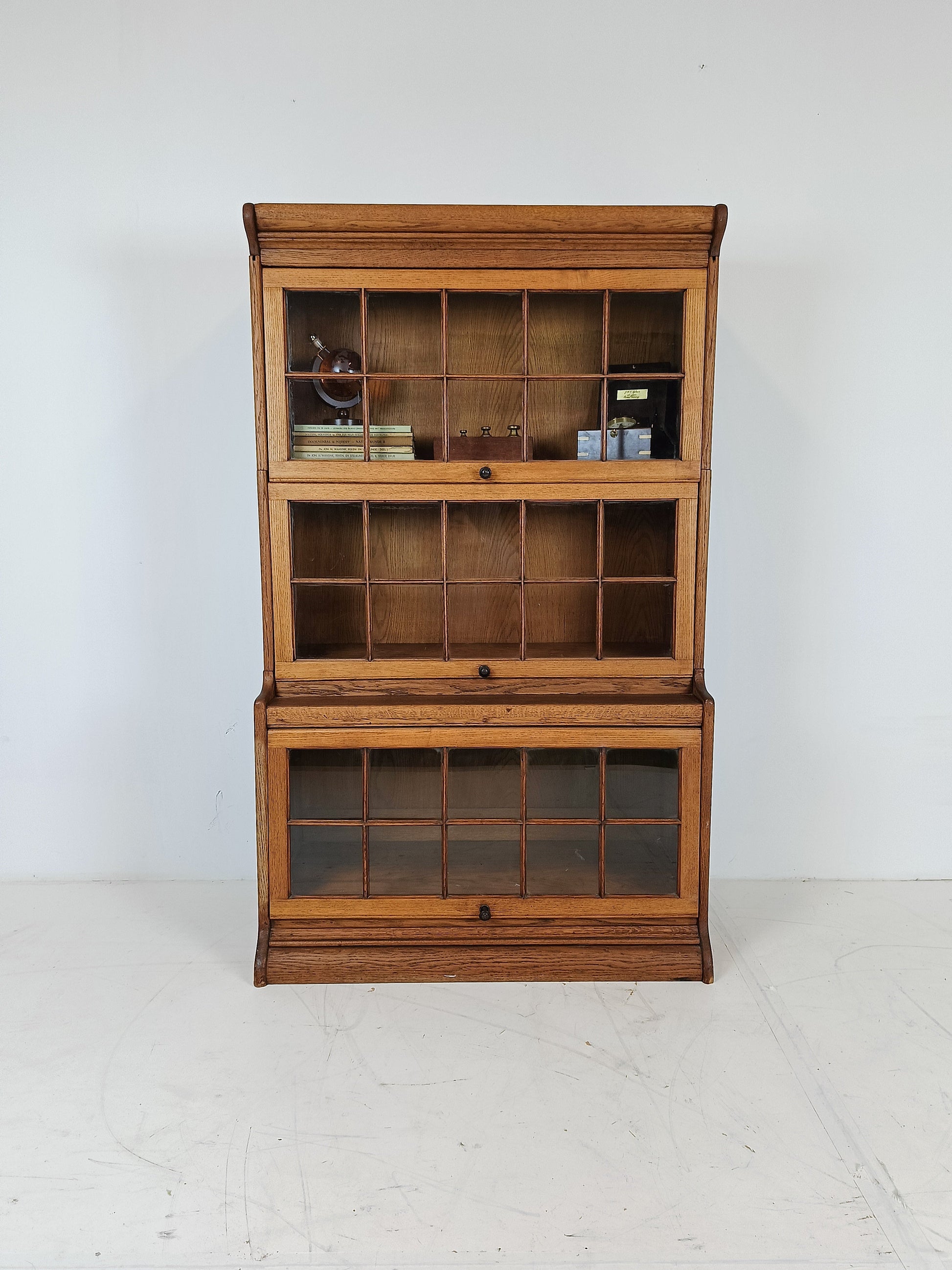 Antique Globe Bookcase Antique Globe Bookcase