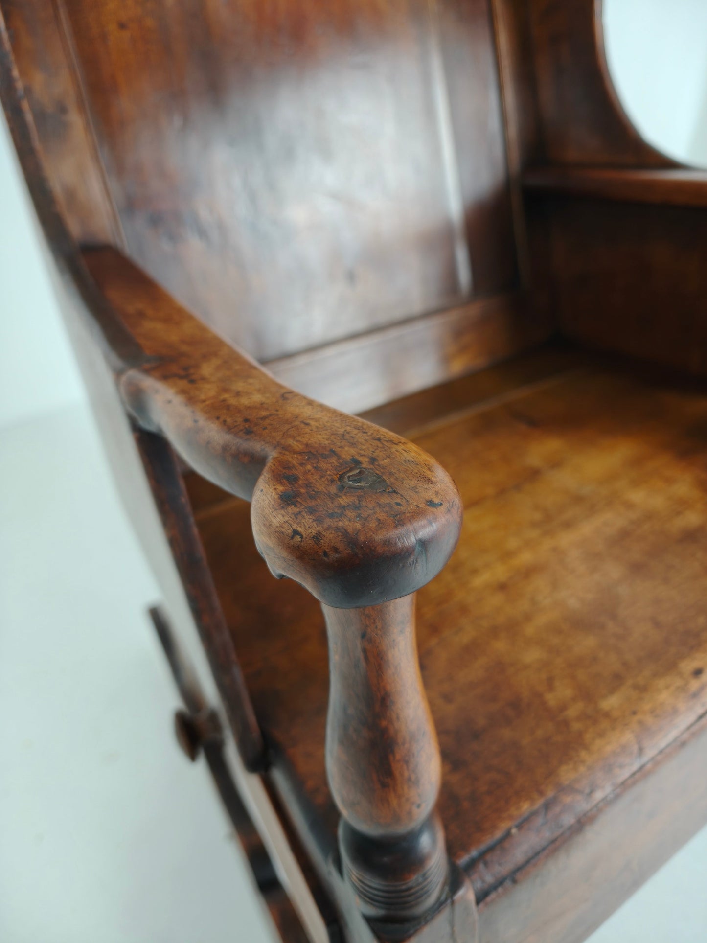 Antique Lambing Chair / Rocking Chair – ca. 1800, Oak Antique Lambing Chair / Rocking Chair – ca. 1800, Oak