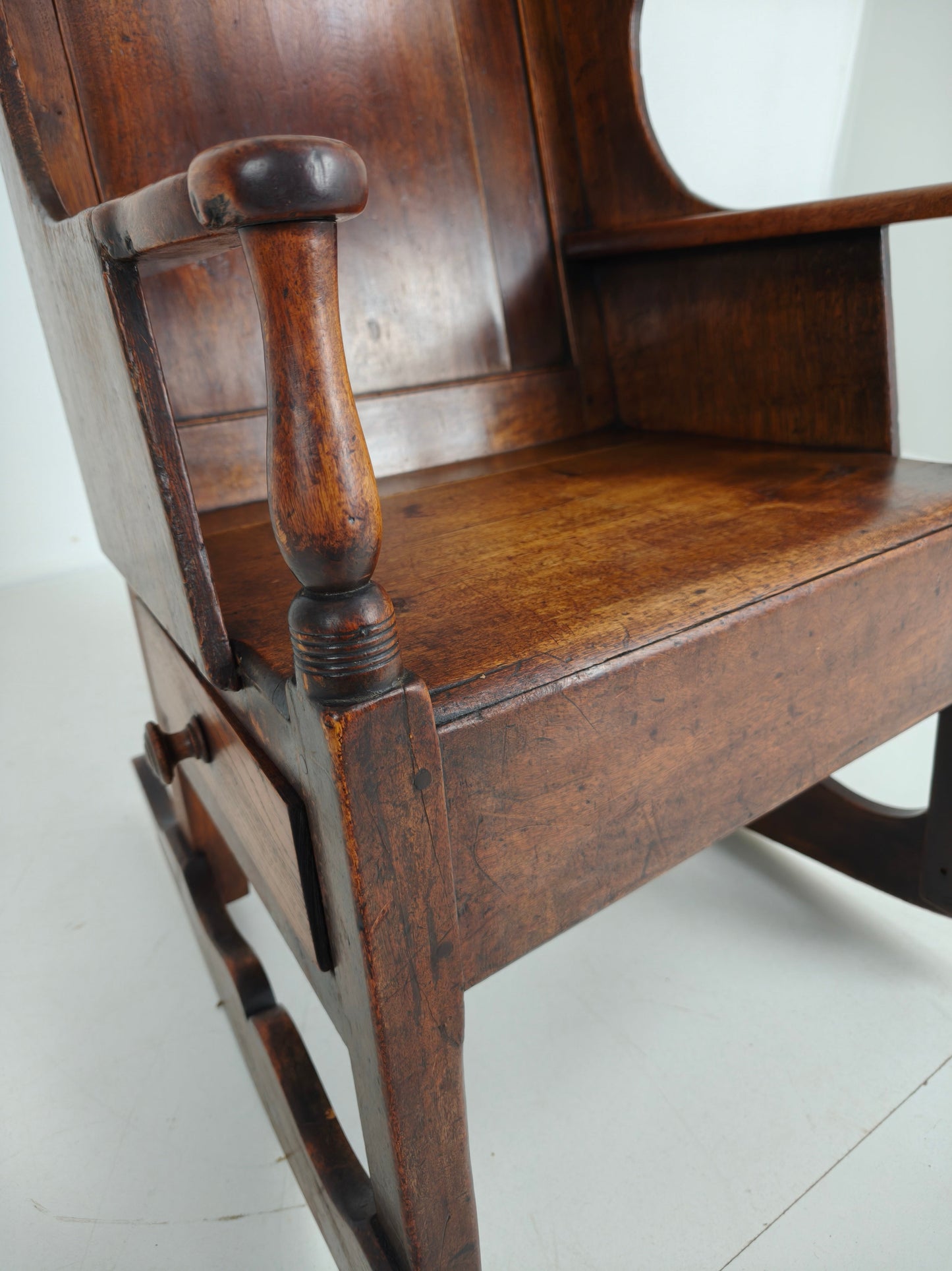 Antique Lambing Chair / Rocking Chair – ca. 1800, Oak Antique Lambing Chair / Rocking Chair – ca. 1800, Oak