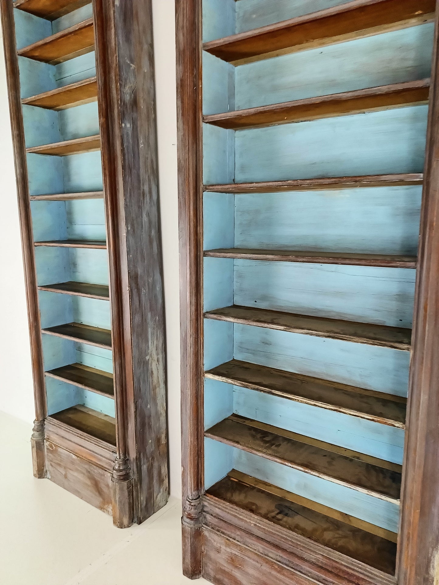 Antique Large Bookcase (2) Antique Large Bookcase (2)