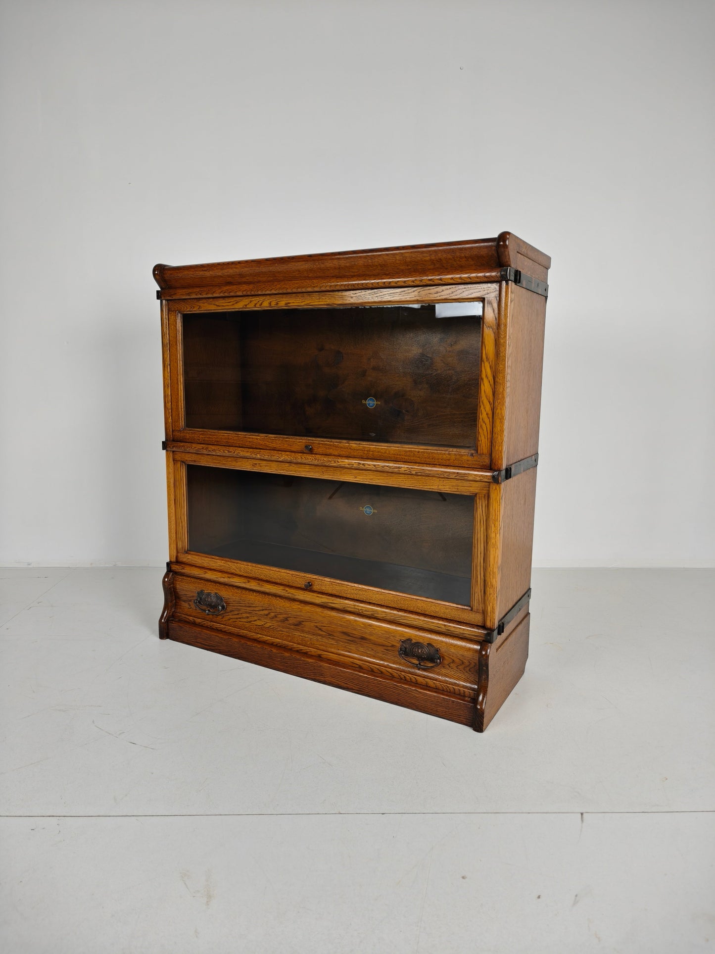 Antique Mahogany Globe-Wernicke Bookcase Antique Mahogany Globe-Wernicke Bookcase