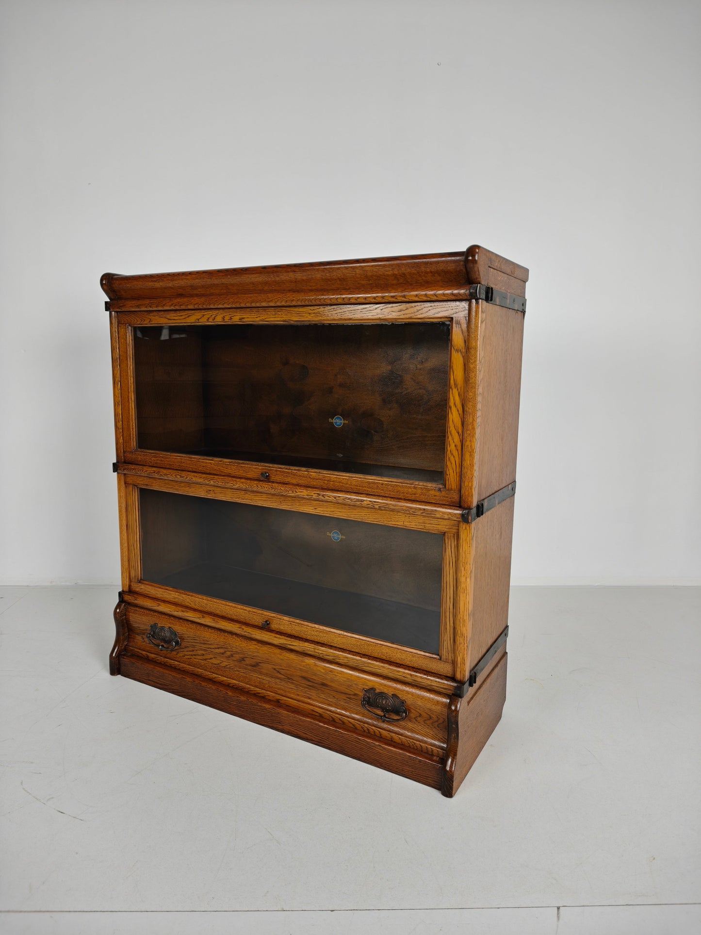 Antique Mahogany Globe-Wernicke Bookcase Antique Mahogany Globe-Wernicke Bookcase