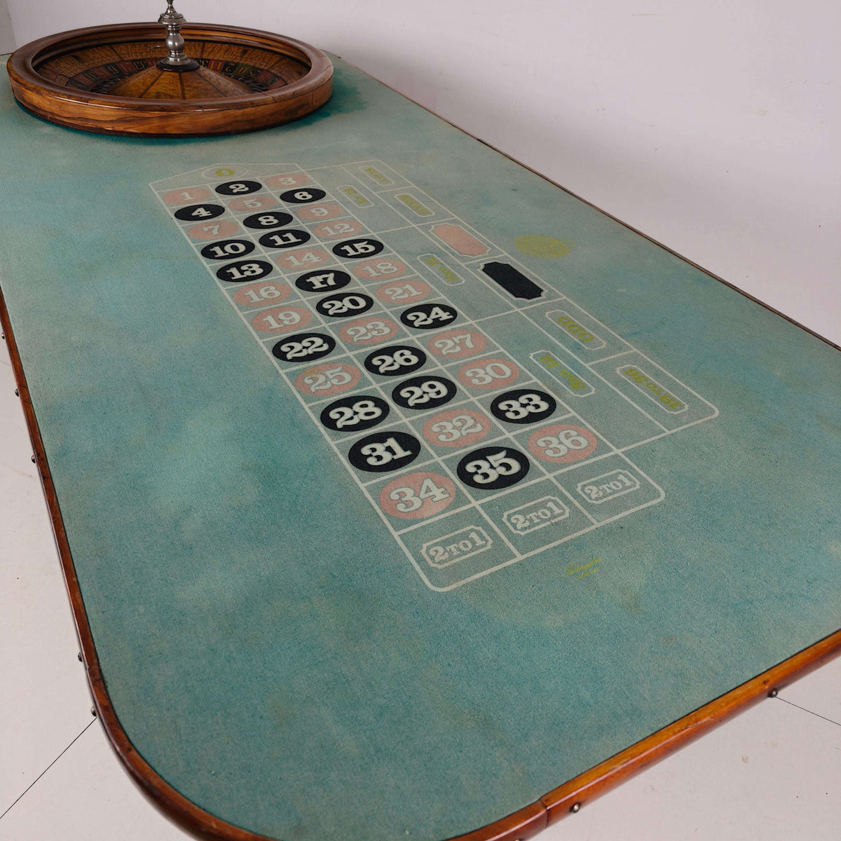 Antique Mason & Co Roulette Table – Denver, Colorado, Early 20th Century Antique Mason & Co Roulette Table – Denver, Colorado, Early 20th Century