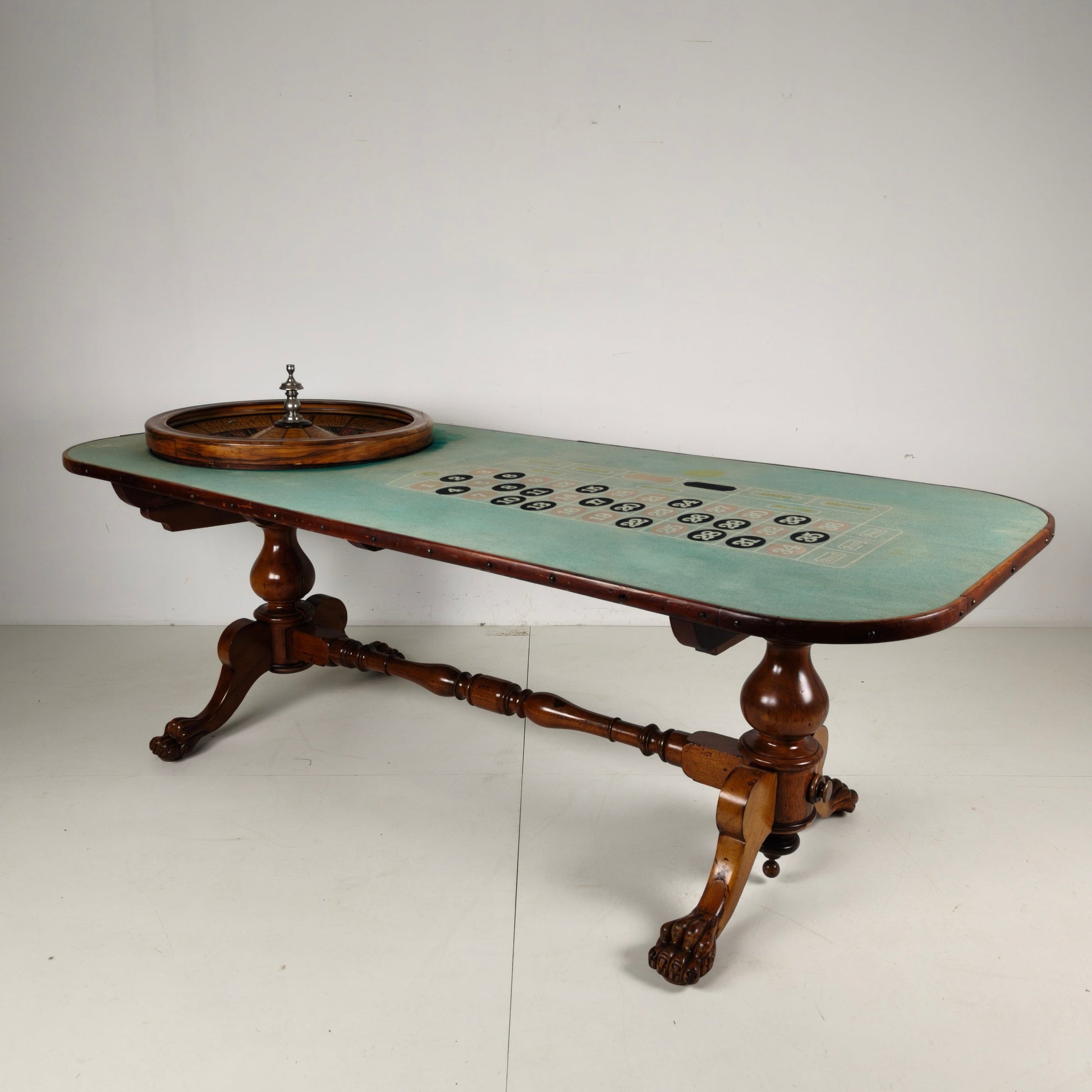 Antique Mason & Co Roulette Table – Denver, Colorado, Early 20th Century Antique Mason & Co Roulette Table – Denver, Colorado, Early 20th Century
