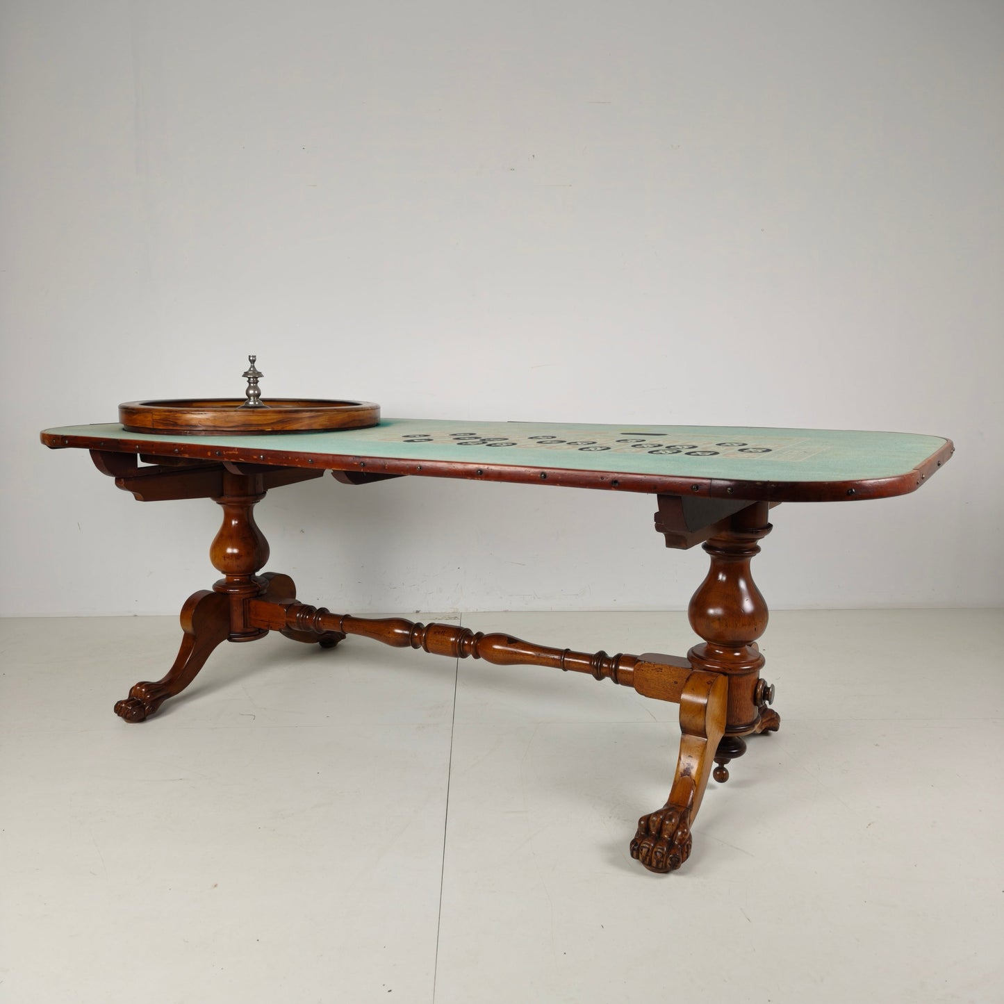 Antique Mason & Co Roulette Table – Denver, Colorado, Early 20th Century Antique Mason & Co Roulette Table – Denver, Colorado, Early 20th Century