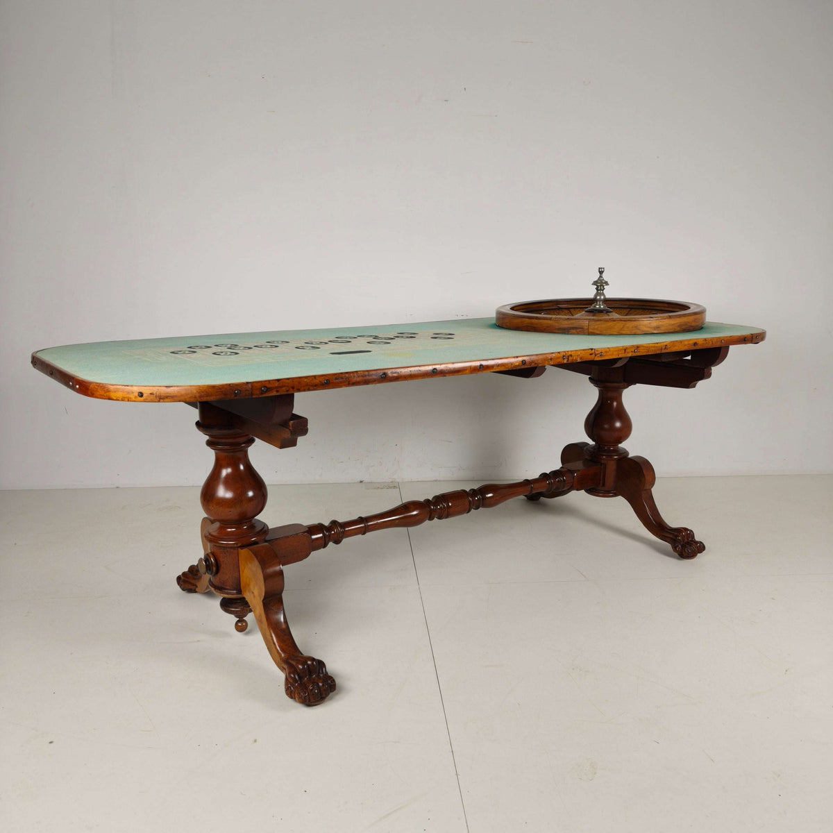 Antique Mason & Co Roulette Table – Denver, Colorado, Early 20th Century Antique Mason & Co Roulette Table – Denver, Colorado, Early 20th Century