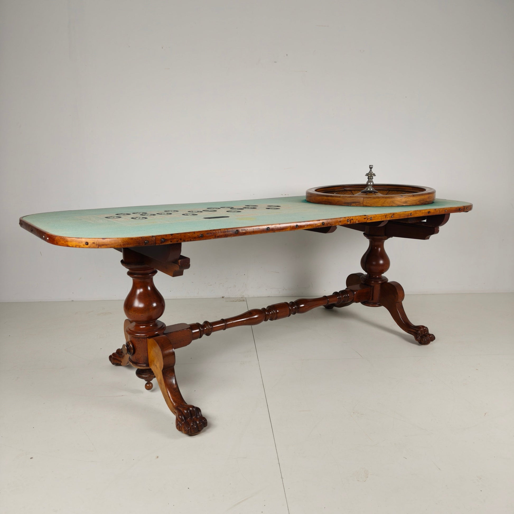 Antique Mason & Co Roulette Table – Denver, Colorado, Early 20th Century Antique Mason & Co Roulette Table – Denver, Colorado, Early 20th Century