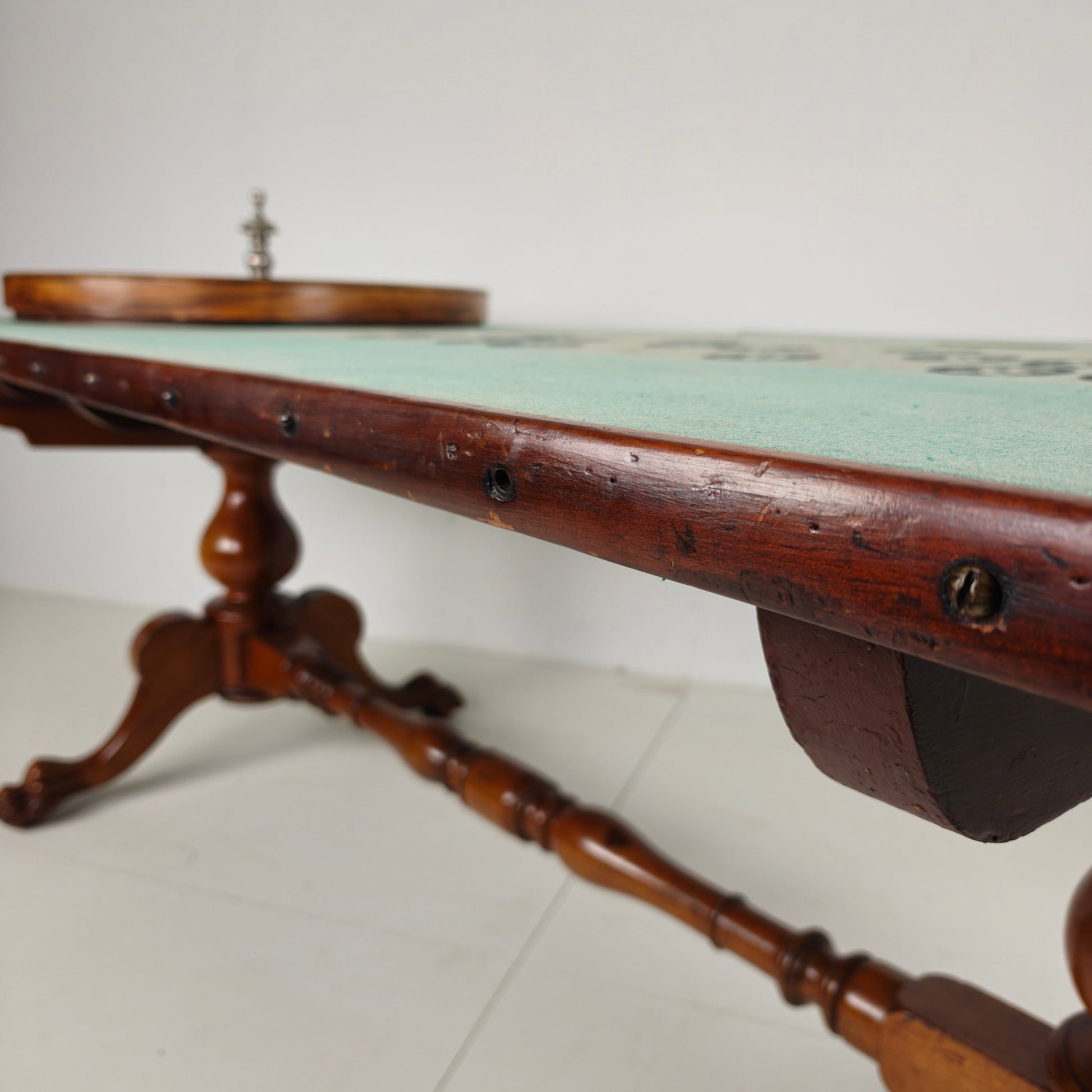 Antique Mason & Co Roulette Table – Denver, Colorado, Early 20th Century Antique Mason & Co Roulette Table – Denver, Colorado, Early 20th Century