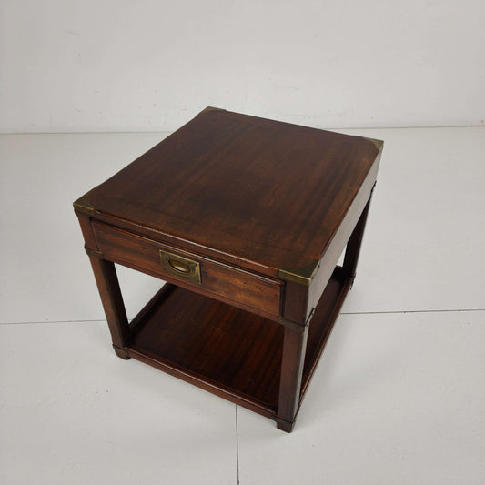 Antique Military Campaign Side Table / End Lamp Table – Brass Details – c.1900–1920 Antique Military Campaign Side Table / End Lamp Table – Brass Details – c.1900–1920