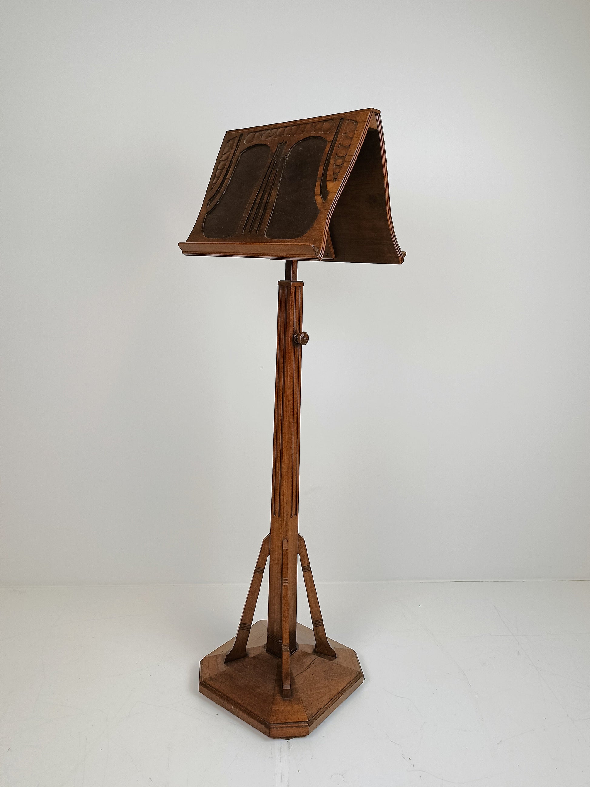 Antique Miscellaneous / Music Stand ca. 1875 Antique Miscellaneous / Music Stand ca. 1875