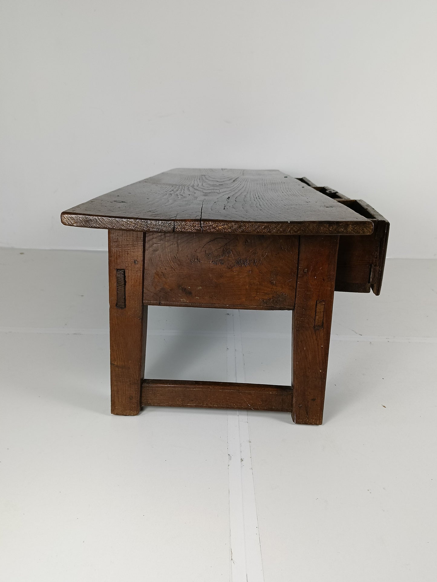 Antique Spanish coffee table 18th century Antique Spanish coffee table 18th century