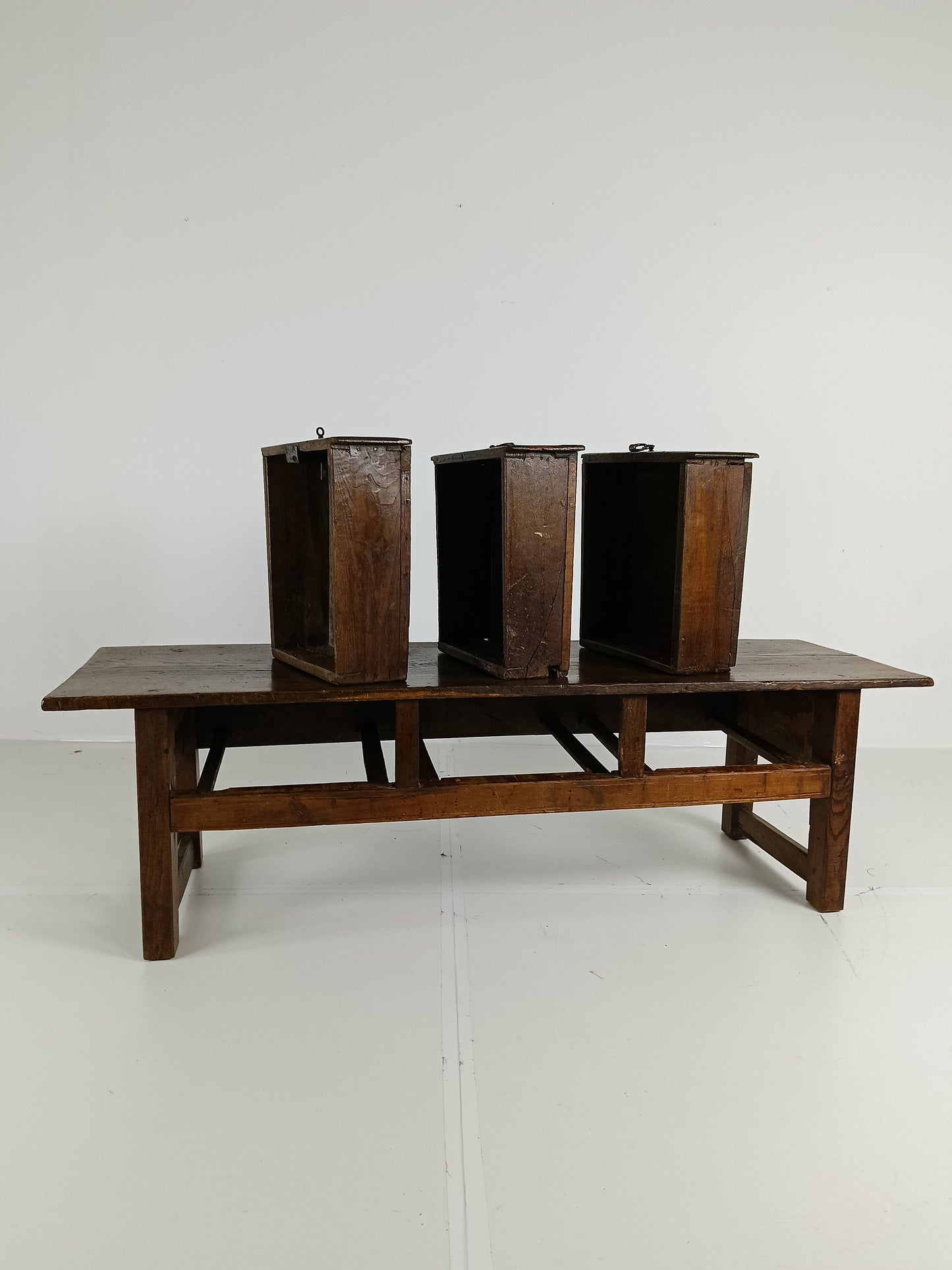 Antique Spanish coffee table 18th century Antique Spanish coffee table 18th century