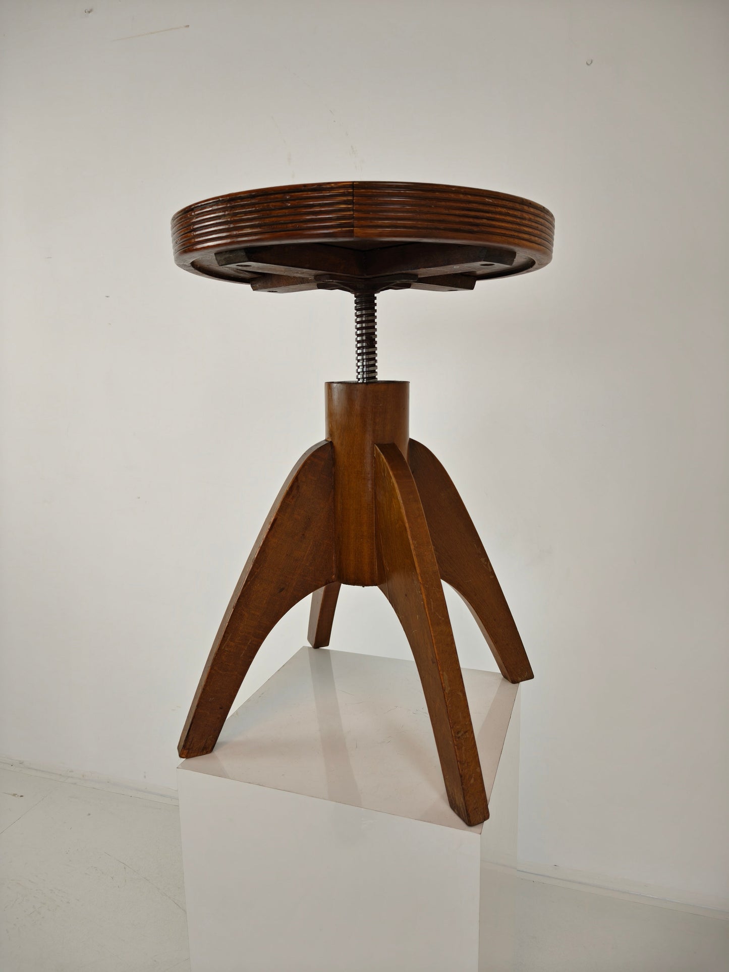 Art Deco Adjustable Piano Stool with Leather Seat – c.1920s Art Deco Adjustable Piano Stool with Leather Seat – c.1920s