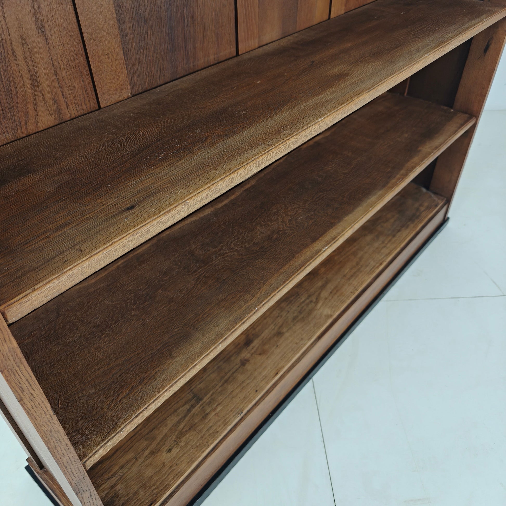 Art Deco Amsterdam School Oak Open Bookcase – 1920s Art Deco Amsterdam School Oak Open Bookcase – 1920s
