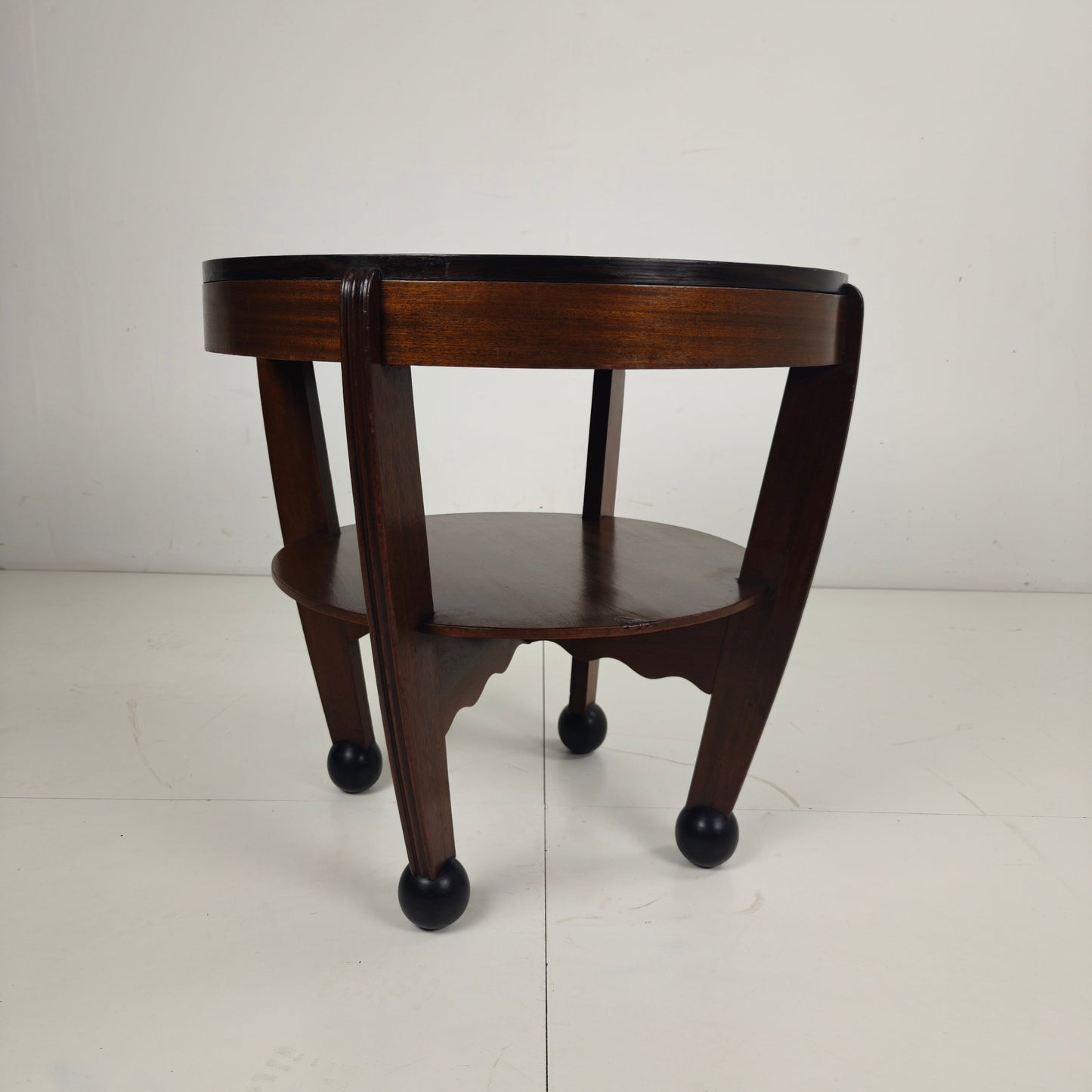 Art Deco Coffee Oak Table – Amsterdam School, The Netherlands, 1930s Art Deco Coffee Oak Table – Amsterdam School, The Netherlands, 1930s