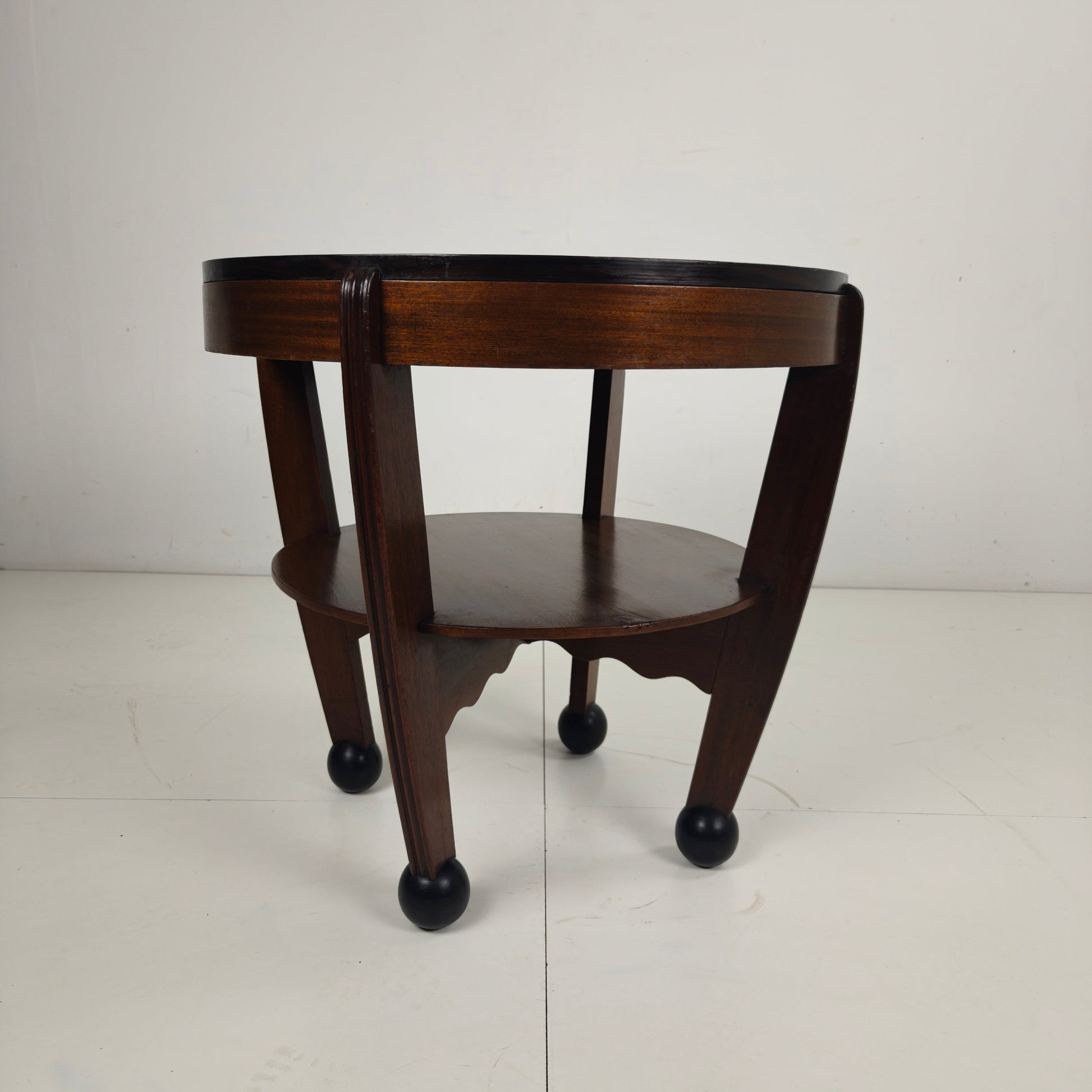 Art Deco Coffee Oak Table – Amsterdam School, The Netherlands, 1930s Art Deco Coffee Oak Table – Amsterdam School, The Netherlands, 1930s