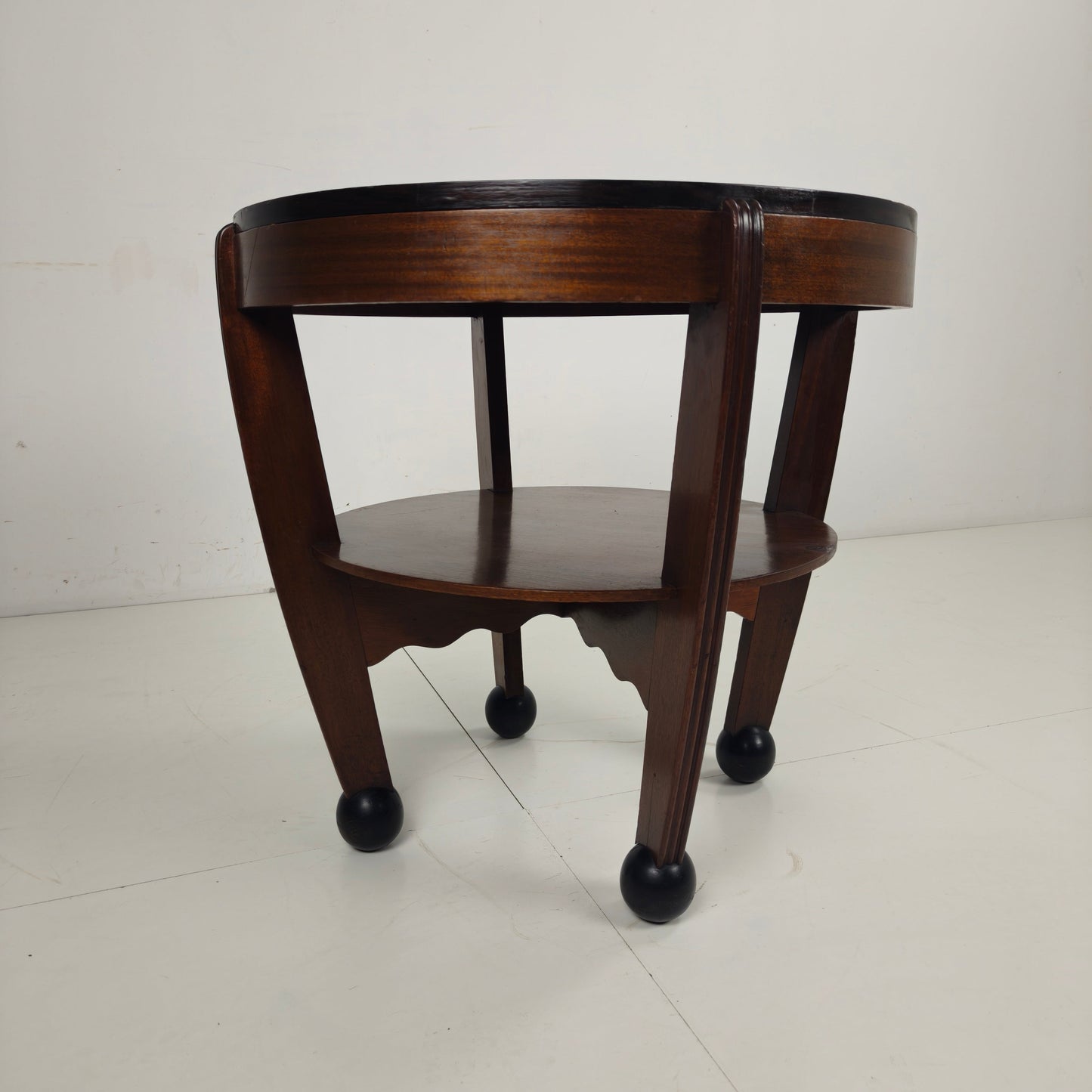 Art Deco Coffee Oak Table – Amsterdam School, The Netherlands, 1930s Art Deco Coffee Oak Table – Amsterdam School, The Netherlands, 1930s