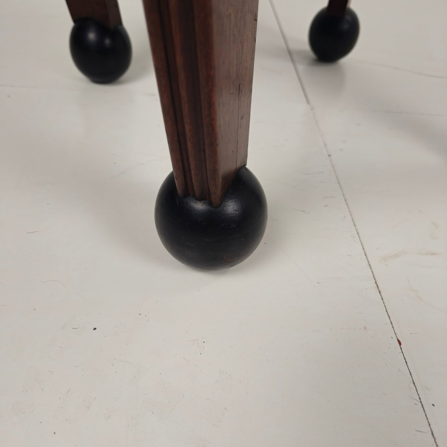 Art Deco Coffee Oak Table – Amsterdam School, The Netherlands, 1930s Art Deco Coffee Oak Table – Amsterdam School, The Netherlands, 1930s