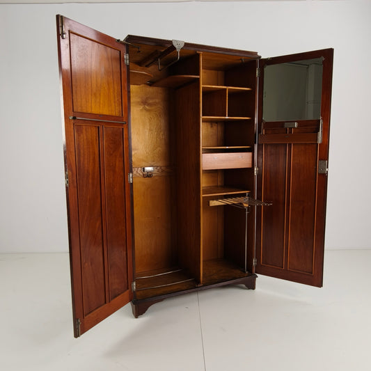 Art Deco English Gentleman’s Wardrobe – CAMPOR, ca. 1920–1930 Art Deco English Gentleman’s Wardrobe – CAMPOR, ca. 1920–1930