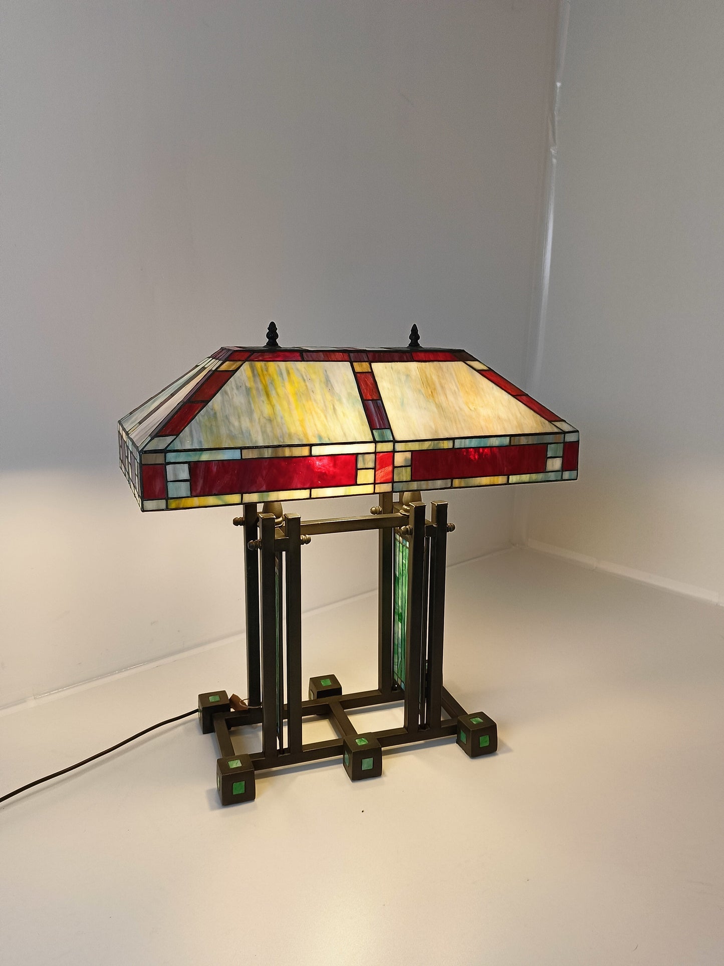 Art Deco Tiffany Glass Bronze Table Lamp Art Deco Tiffany Glass Bronze Table Lamp