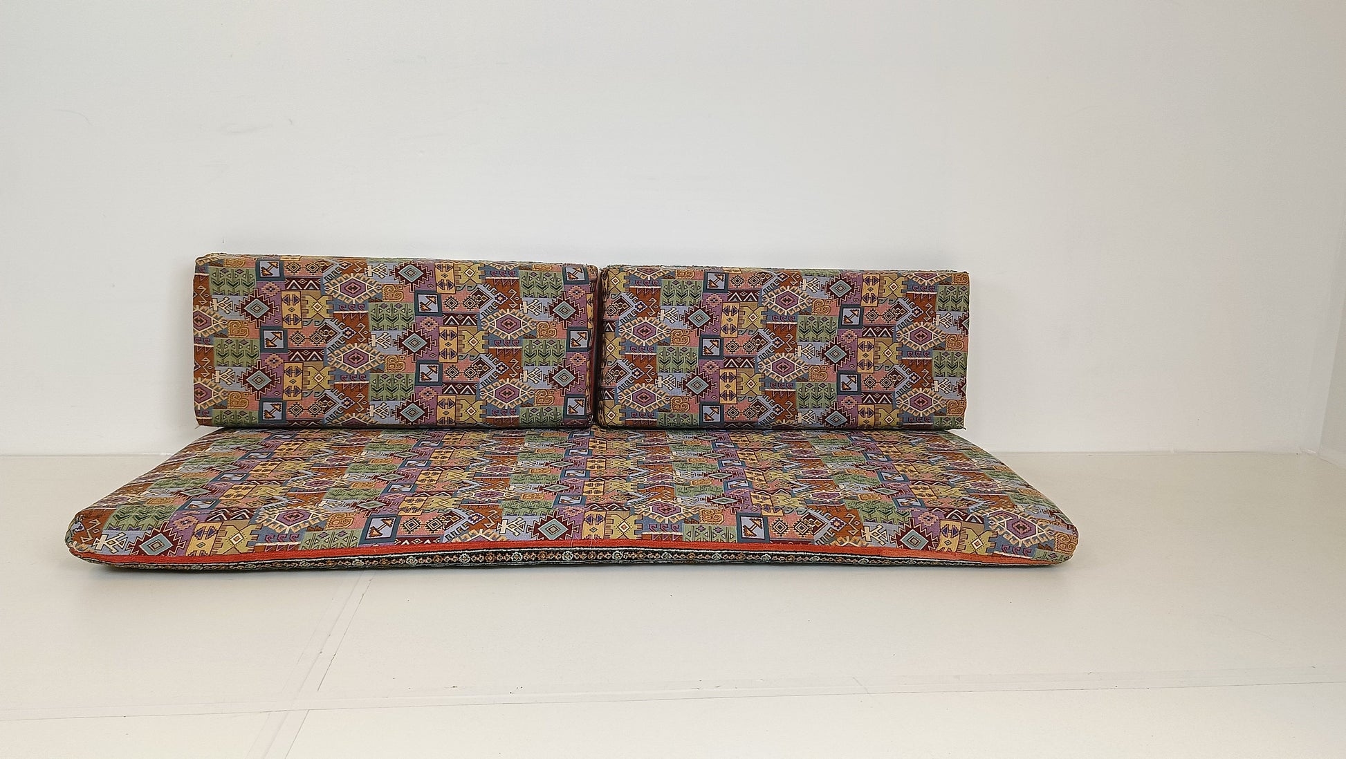 Authentic Oriental Seating Authentic Oriental Seating
