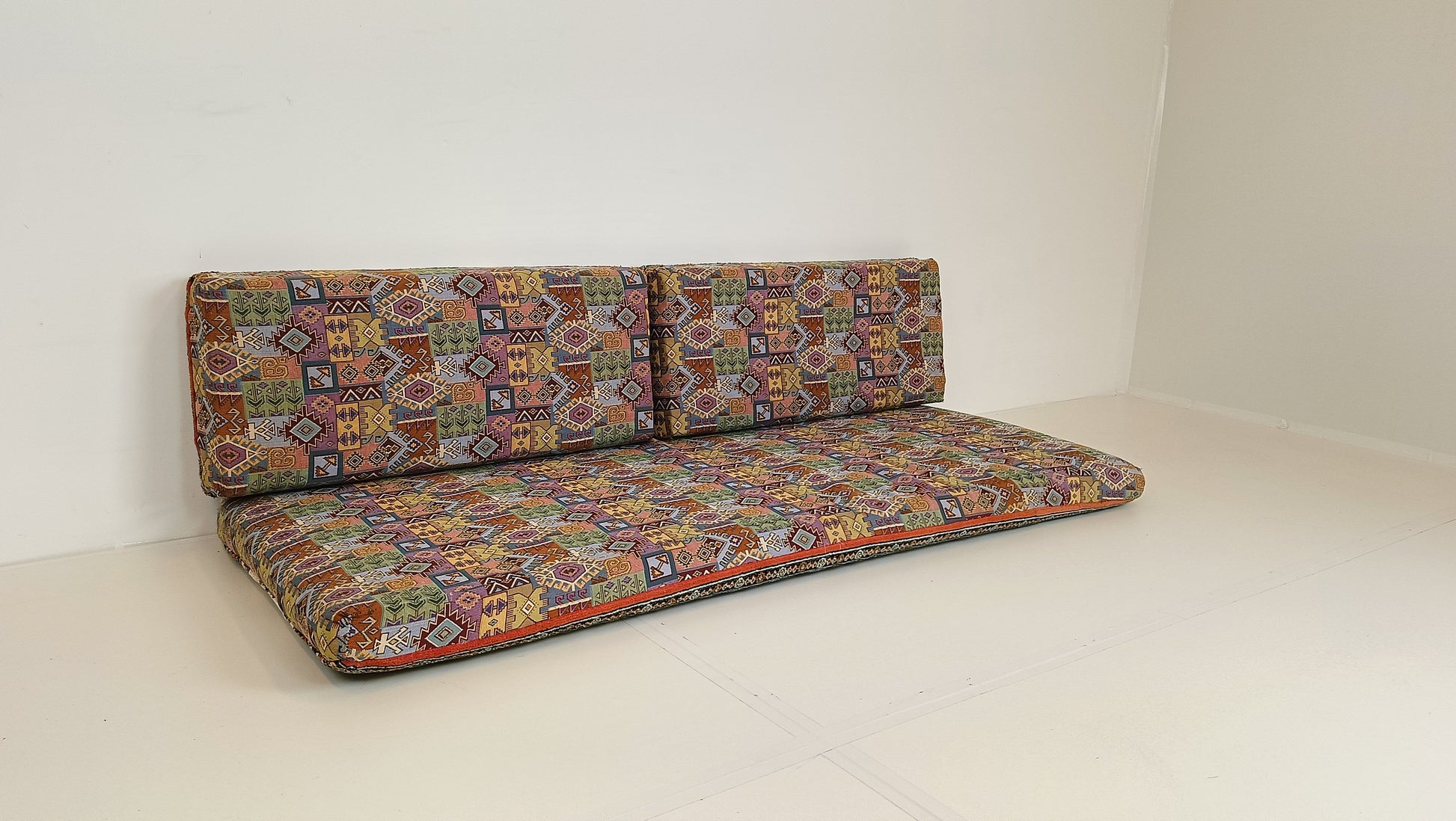 Authentic Oriental Seating Authentic Oriental Seating