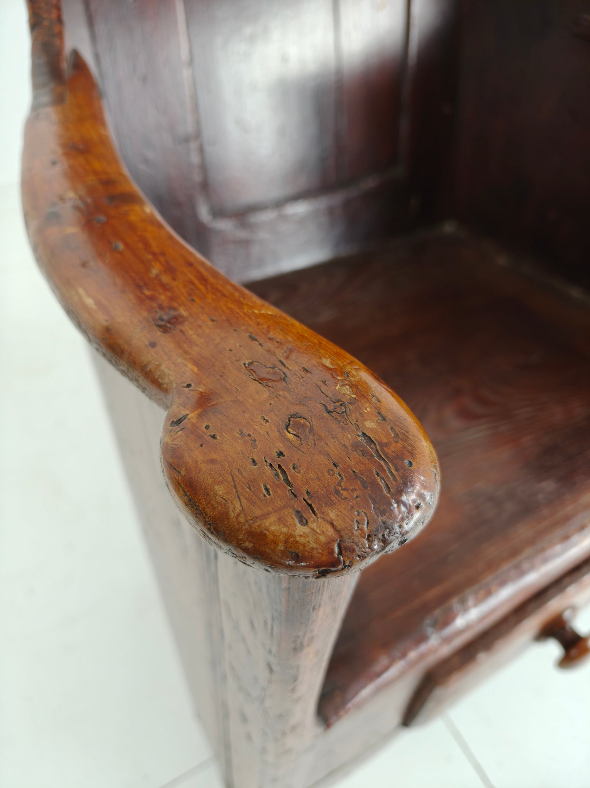 Beautiful 18th Century Welsh Lambing Rocking Chair Beautiful 18th Century Welsh Lambing Rocking Chair