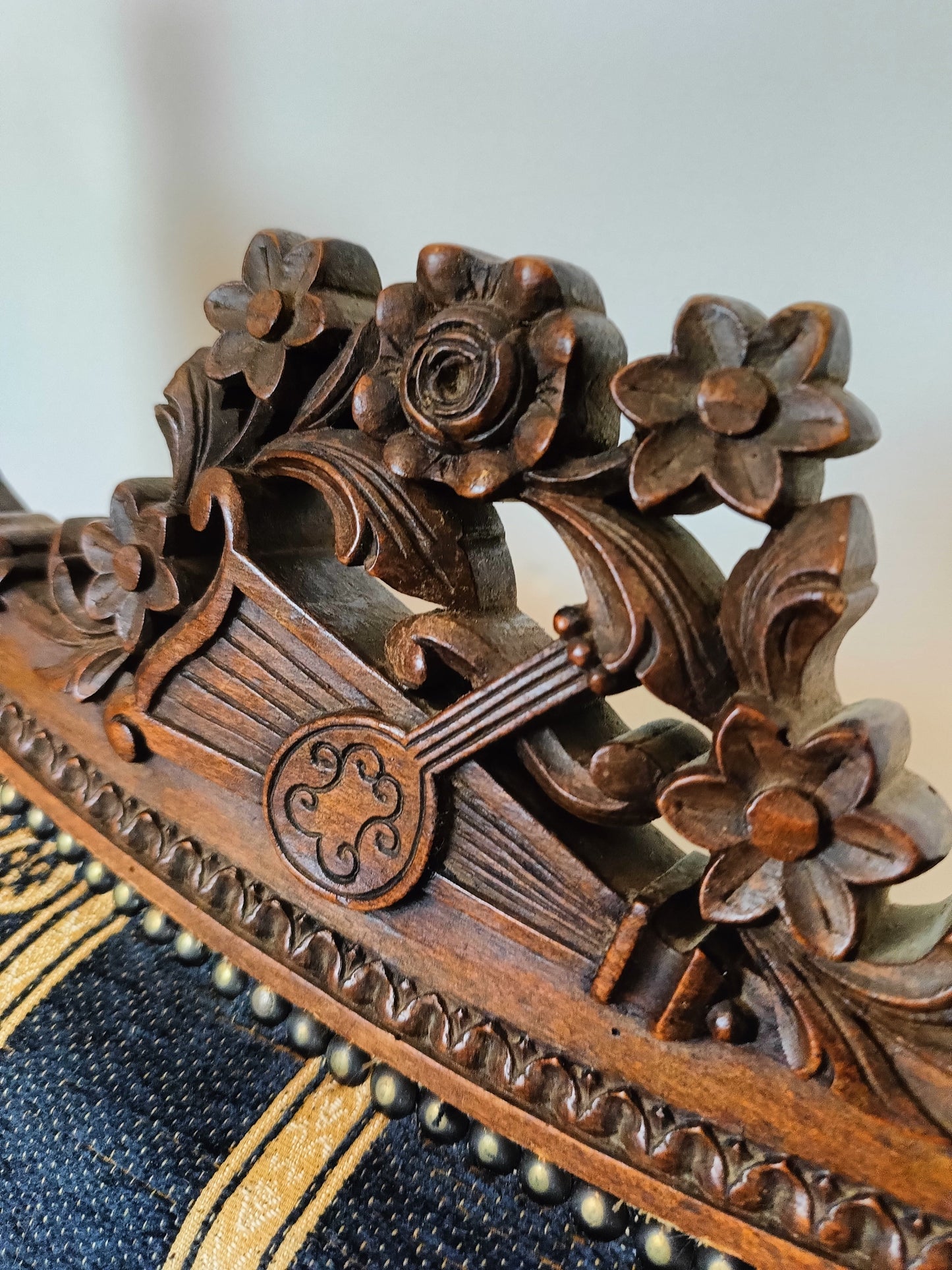 Beautiful Antique Chaise Lounge Sofa/Daybed Beautiful Antique Chaise Lounge Sofa/Daybed