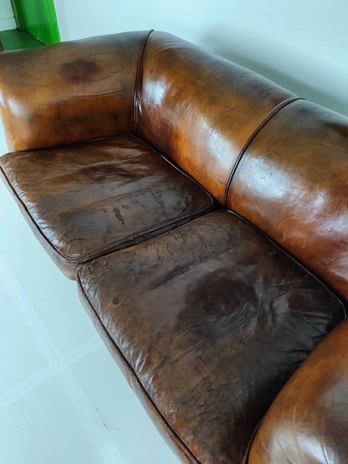 Beautiful Antique Patina Sheep Leather Sofa Beautiful Antique Patina Sheep Leather Sofa