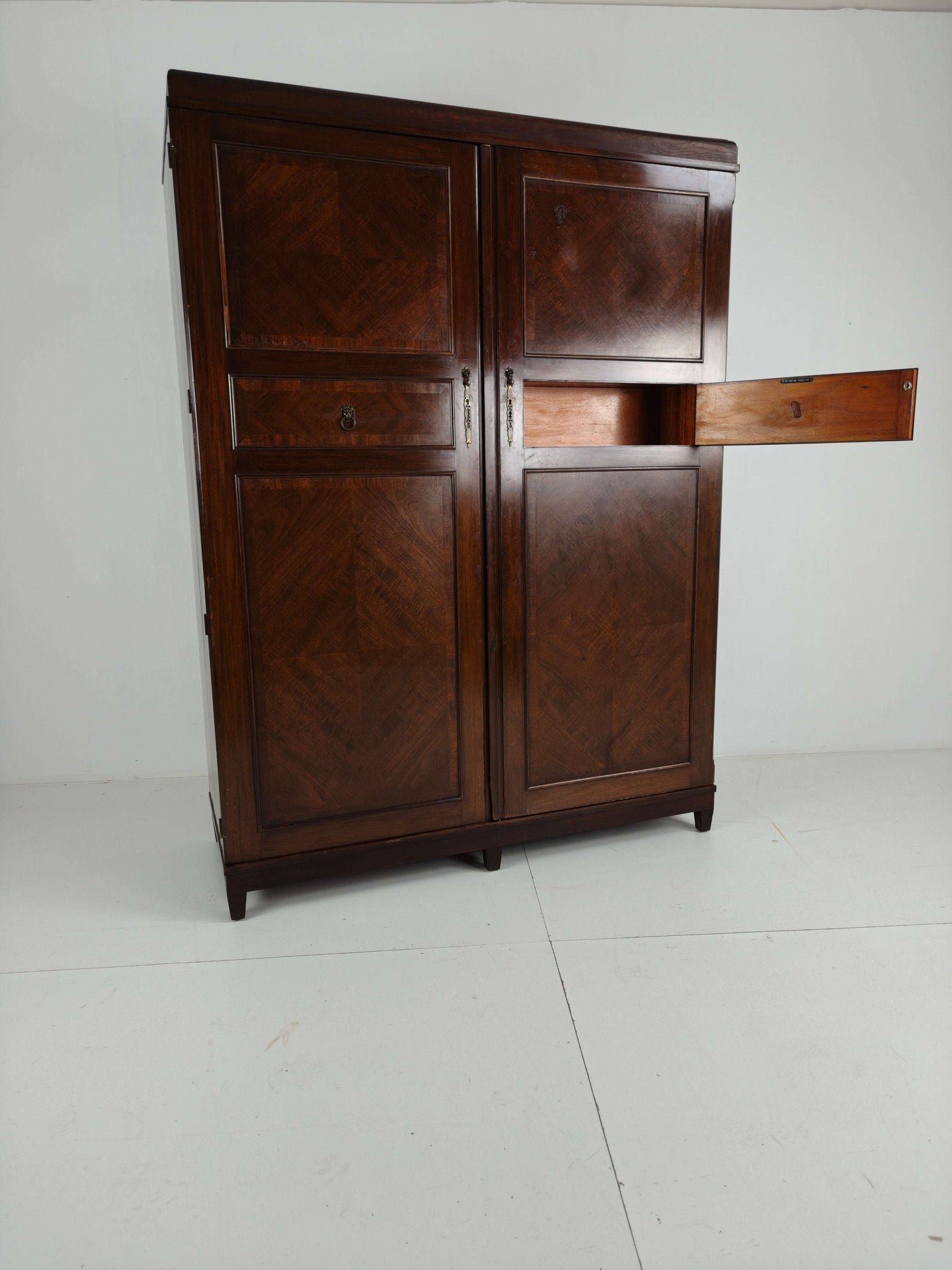 Beautiful English Art Deco 1920s Compactom Ltd Gentleman’s Wardrobe Beautiful English Art Deco 1920s Compactom Ltd Gentleman’s Wardrobe