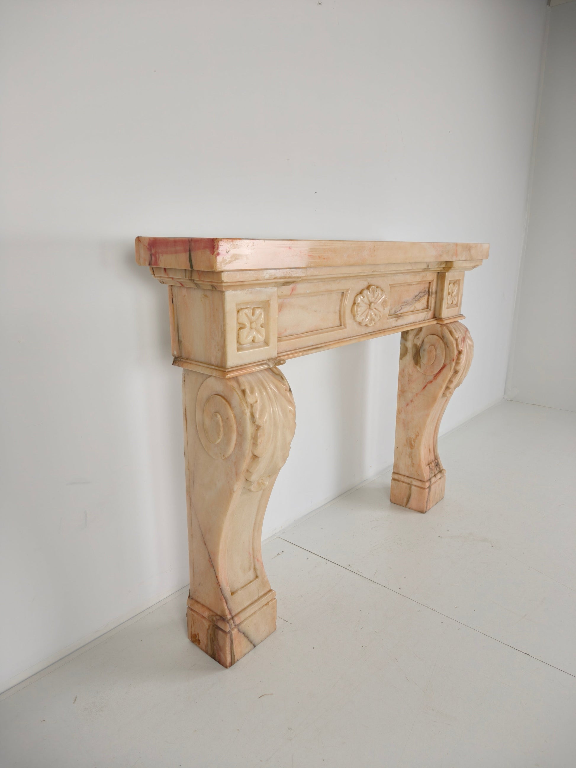Beautiful Italian Marble Fireplace Mantel – Floral & Leaf Motif | c.1920 Beautiful Italian Marble Fireplace Mantel – Floral & Leaf Motif | c.1920